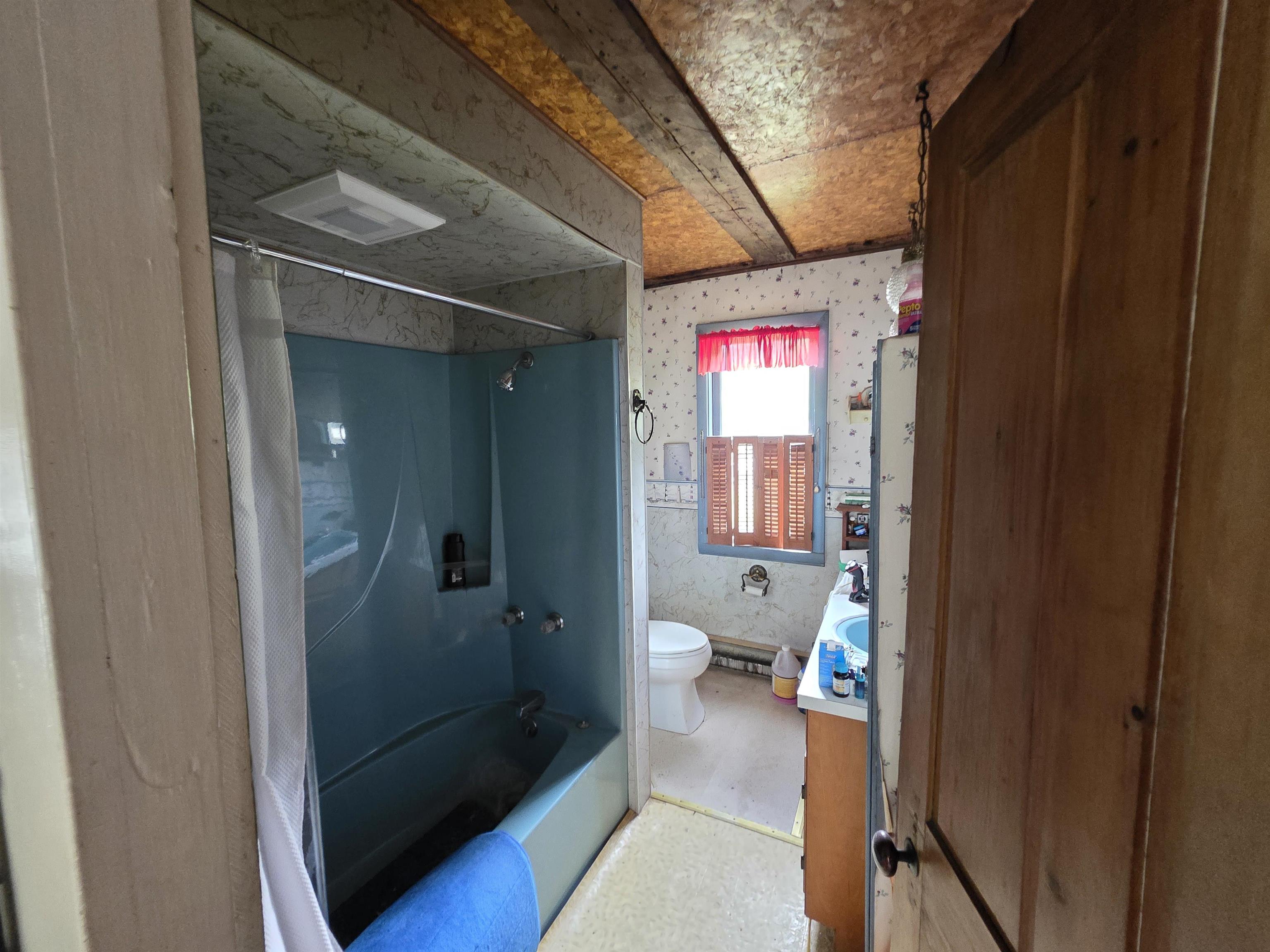 16 Brookside Lane Property Photo 11