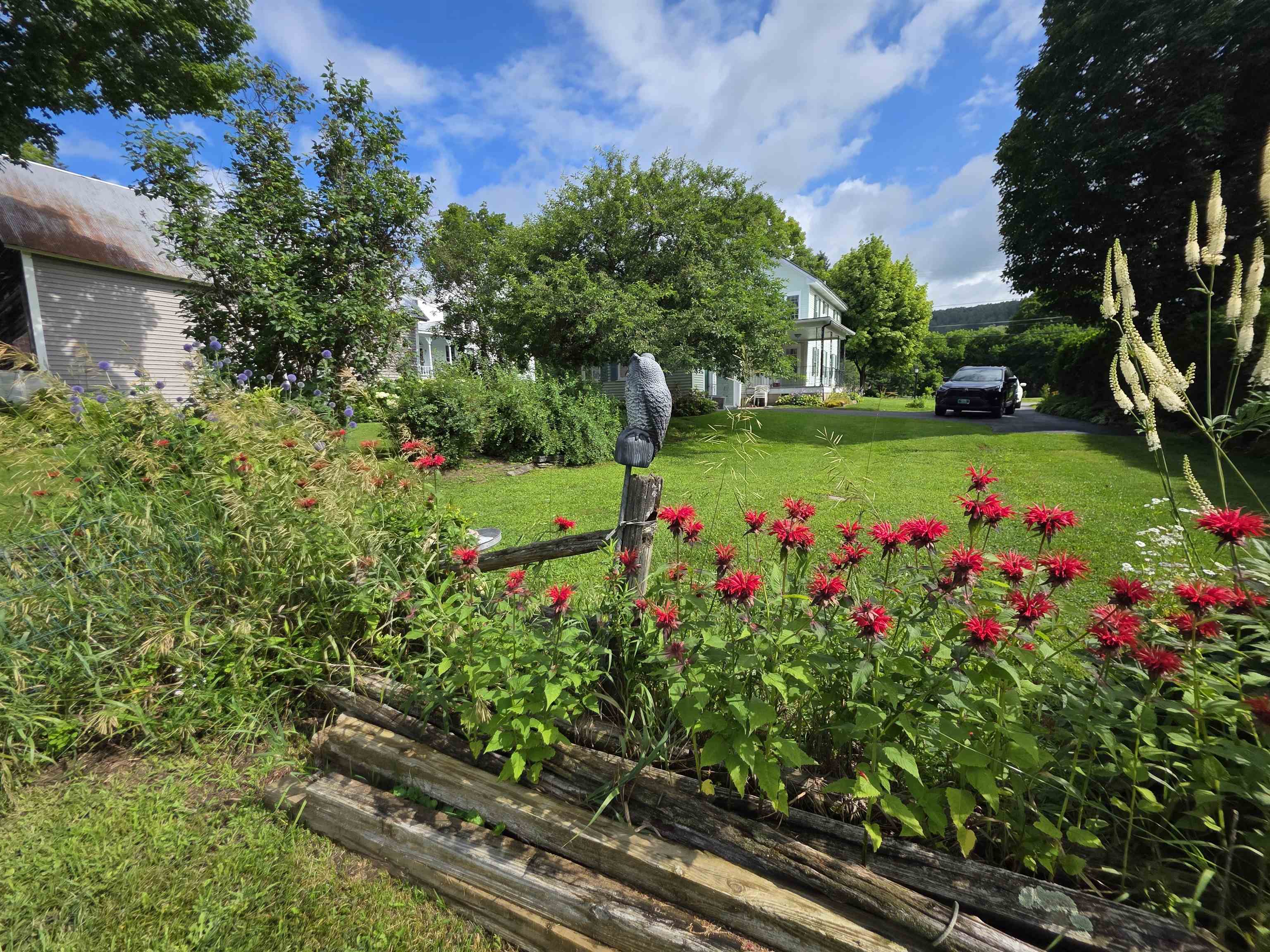 15 Maple Avenue Property Photo 3