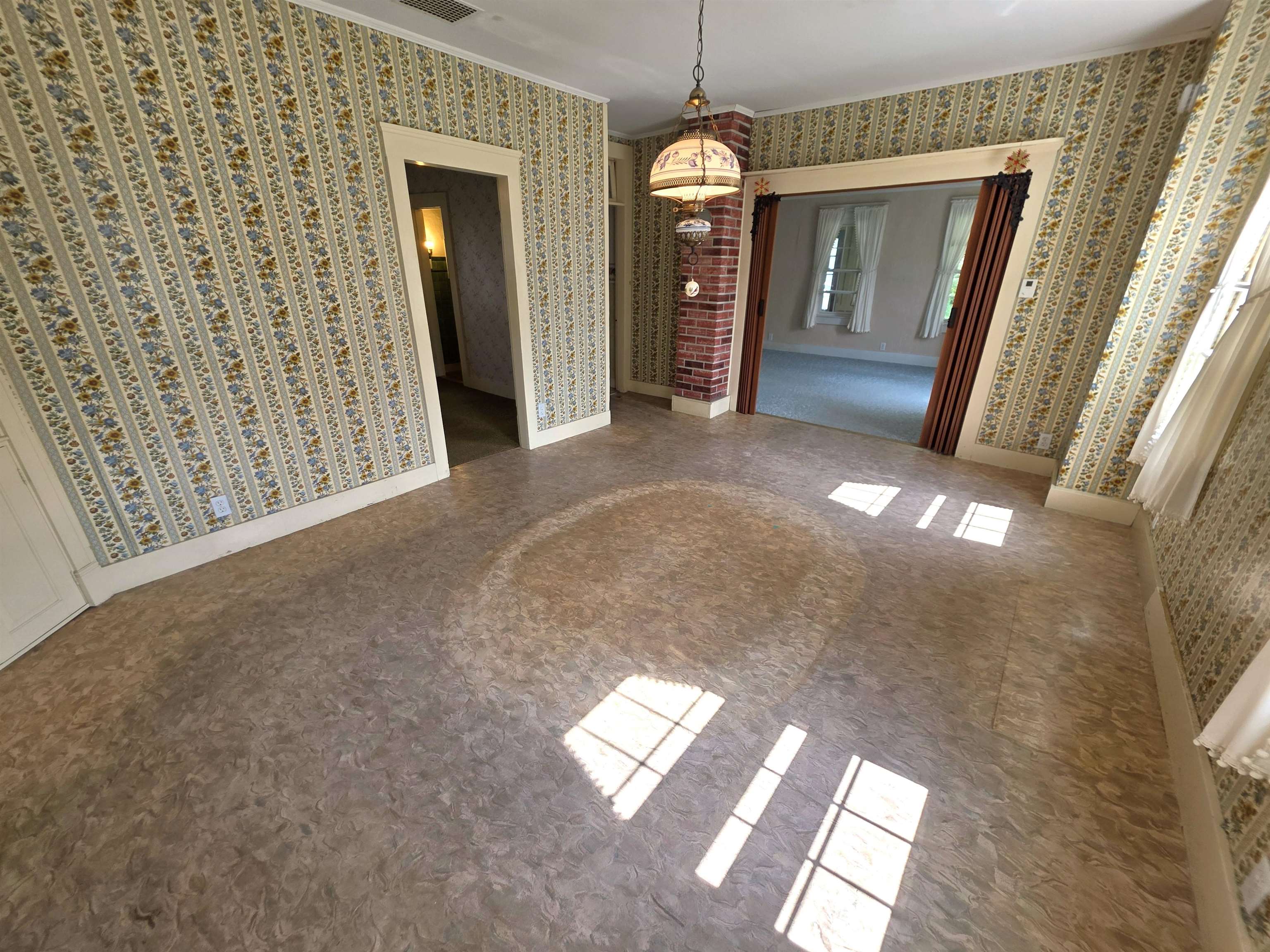 15 Maple Avenue Property Photo 7