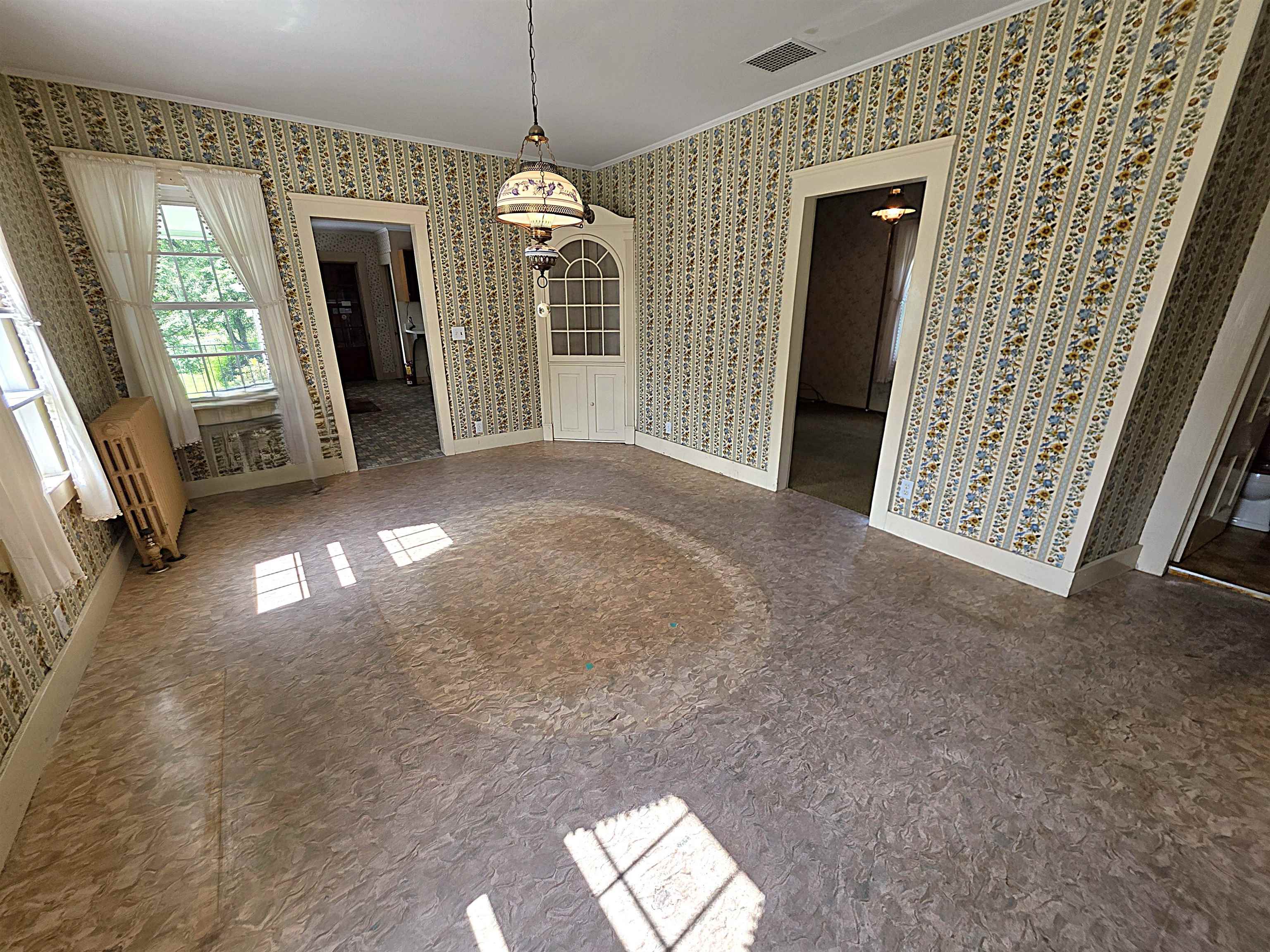 15 Maple Avenue Property Photo 8
