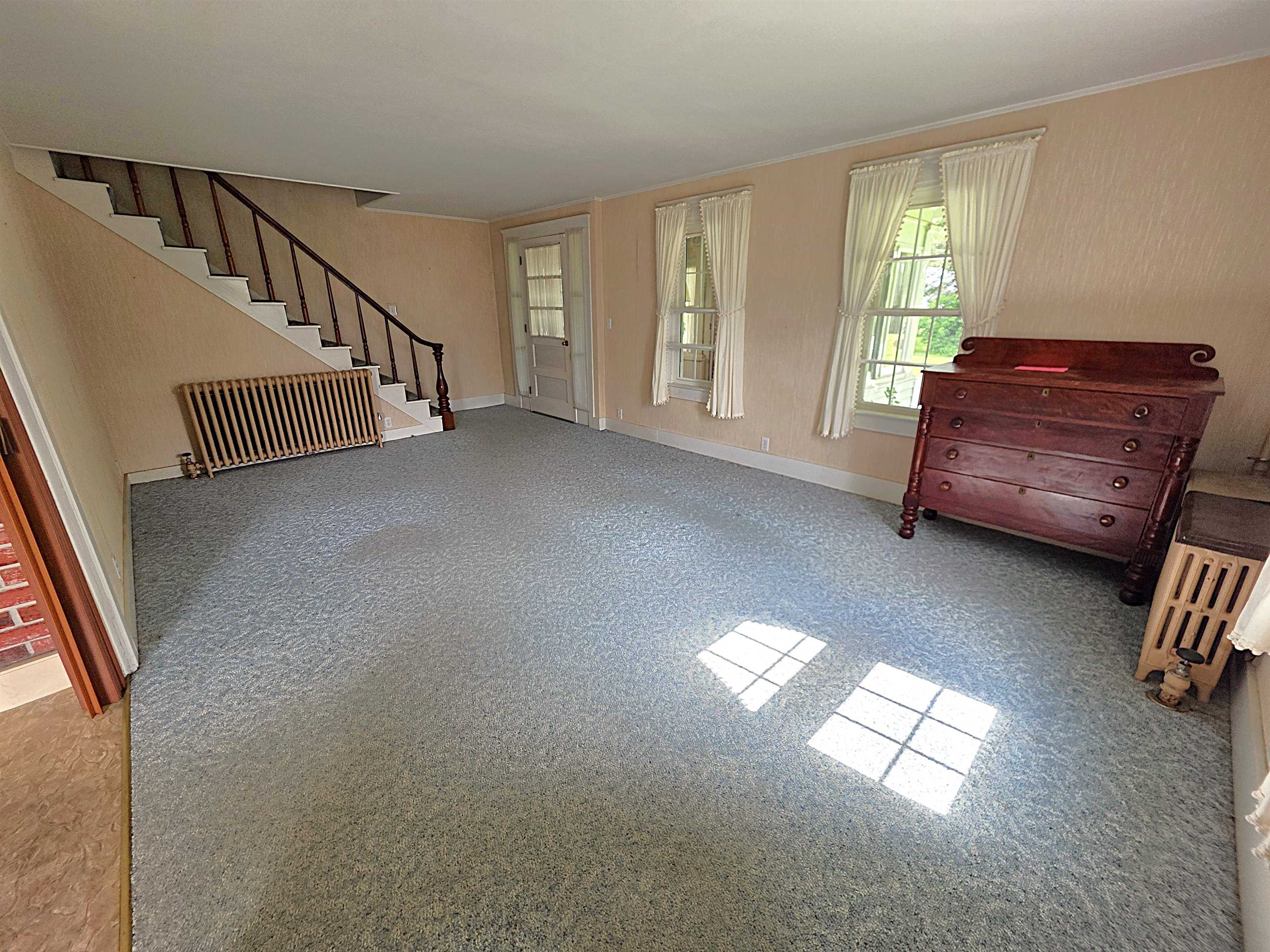 15 Maple Avenue Property Photo 10