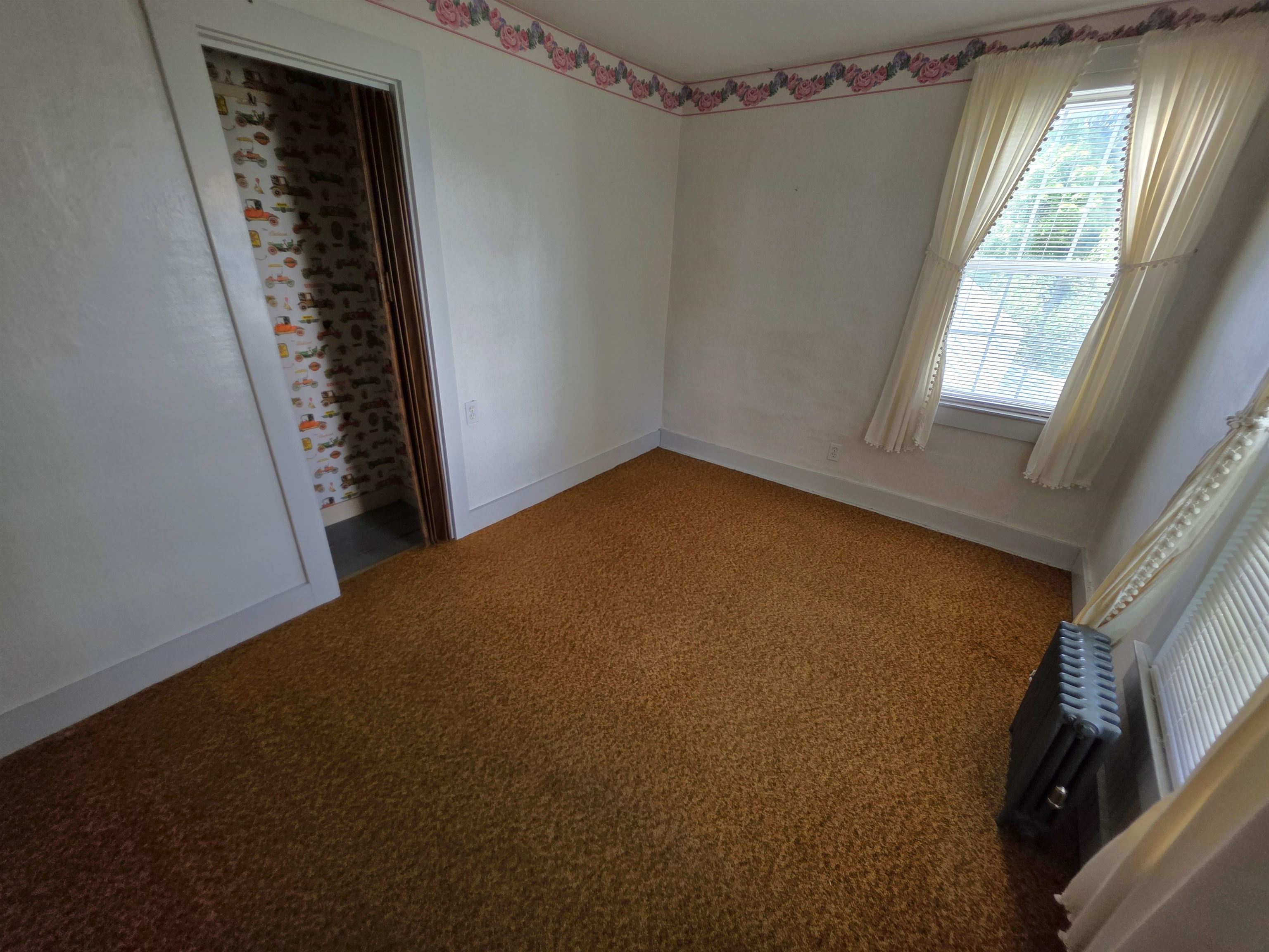 15 Maple Avenue Property Photo 17