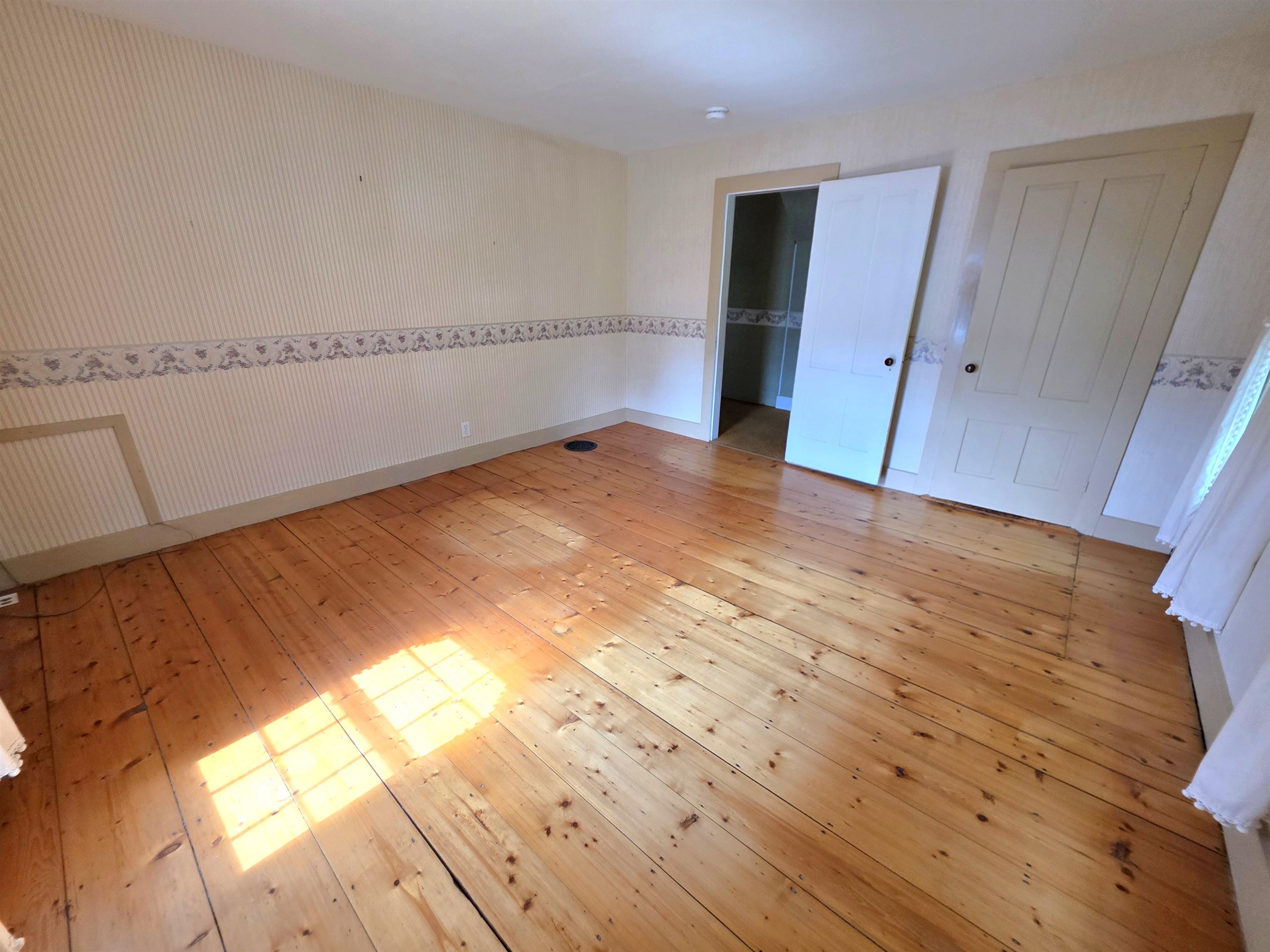15 Maple Avenue Property Photo 25