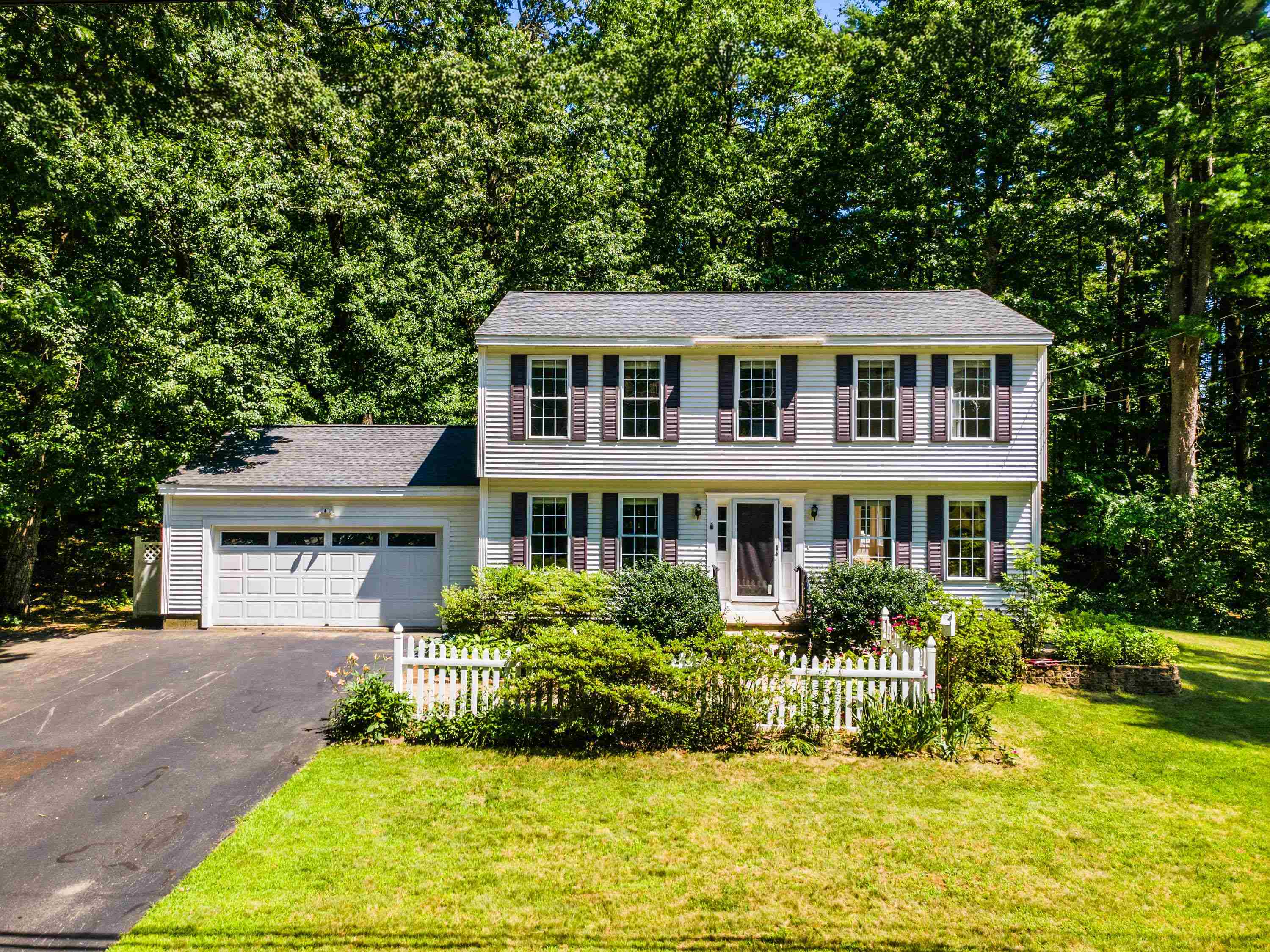 14 Davis Road Property Photo 1