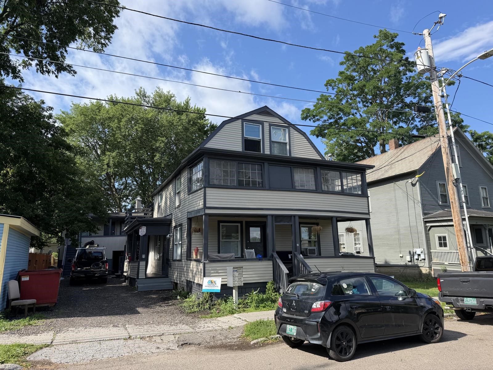 1 Btv Investment Street Property Photo 10