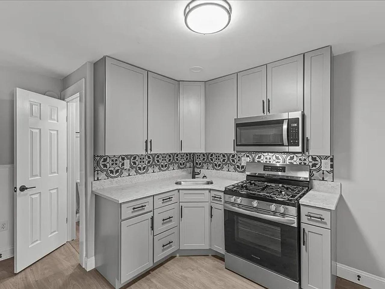 1 Btv Investment Street Property Photo 11
