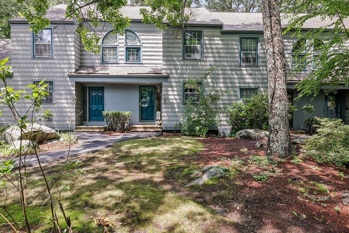1465 Hooksett Road Property Photo 1