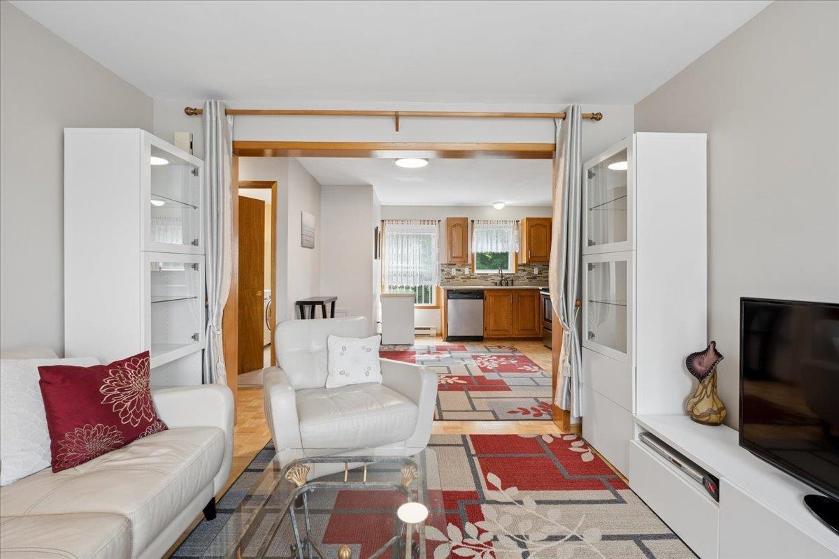 29 Central Street Property Photo 7