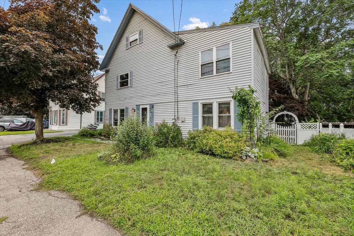 549 Lake Avenue Property Photo 2