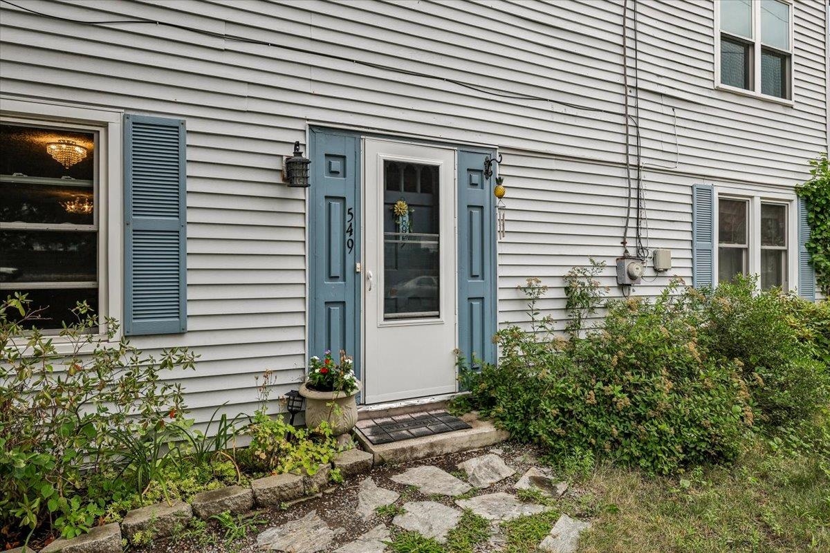 549 Lake Avenue Property Photo 4