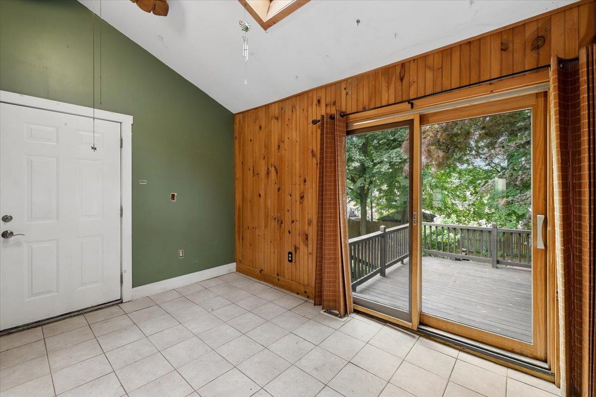549 Lake Avenue Property Photo 18