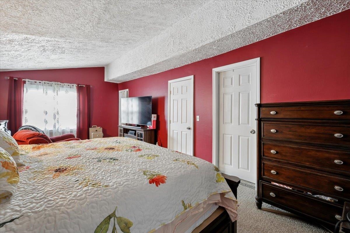 549 Lake Avenue Property Photo 23