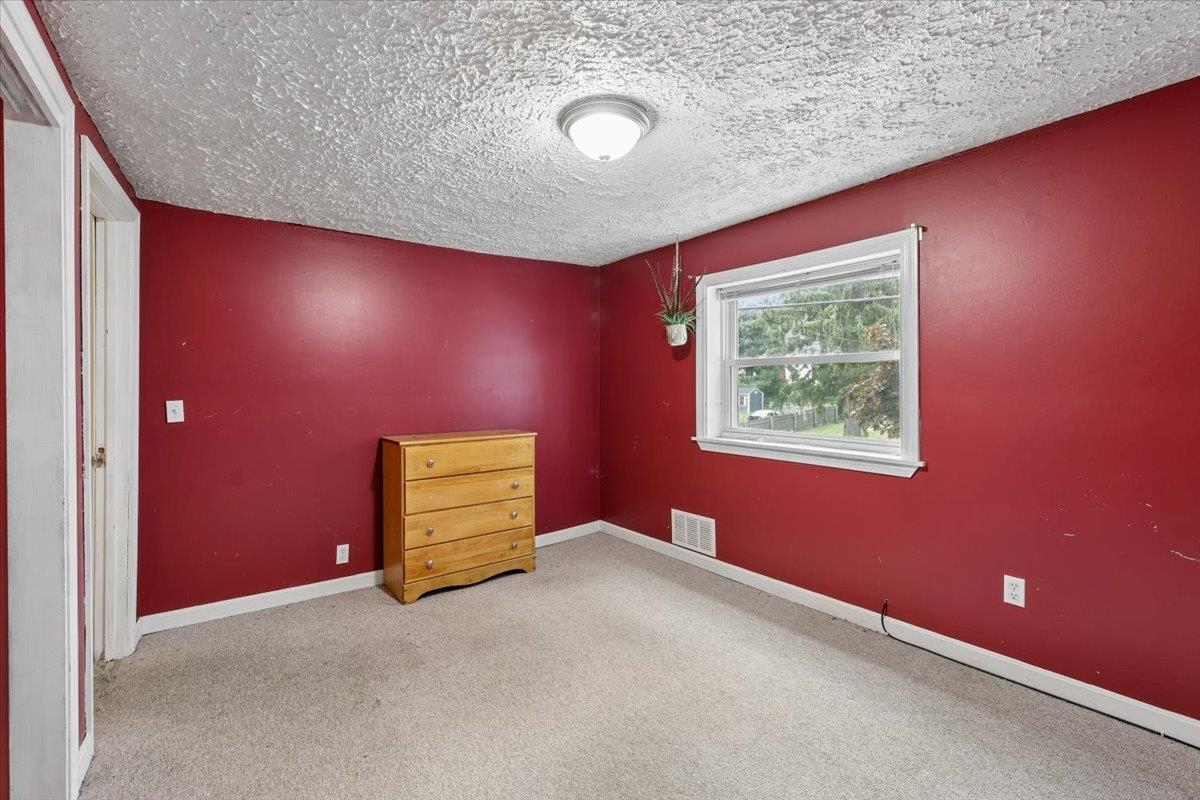 549 Lake Avenue Property Photo 29