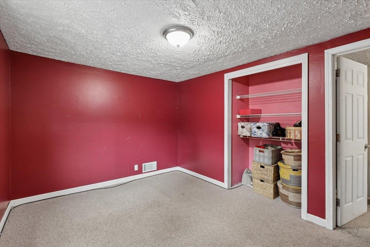549 Lake Avenue Property Photo 30