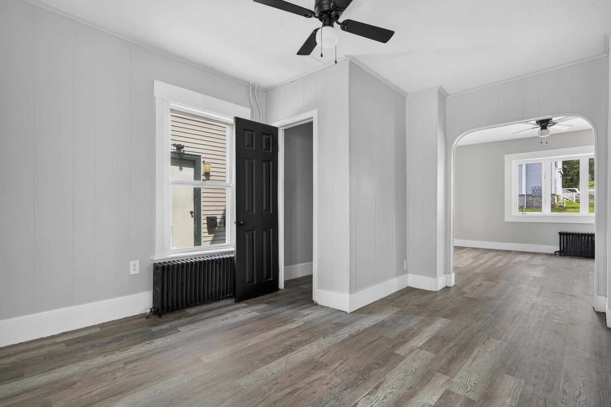 571 Amherst Street Property Photo 8