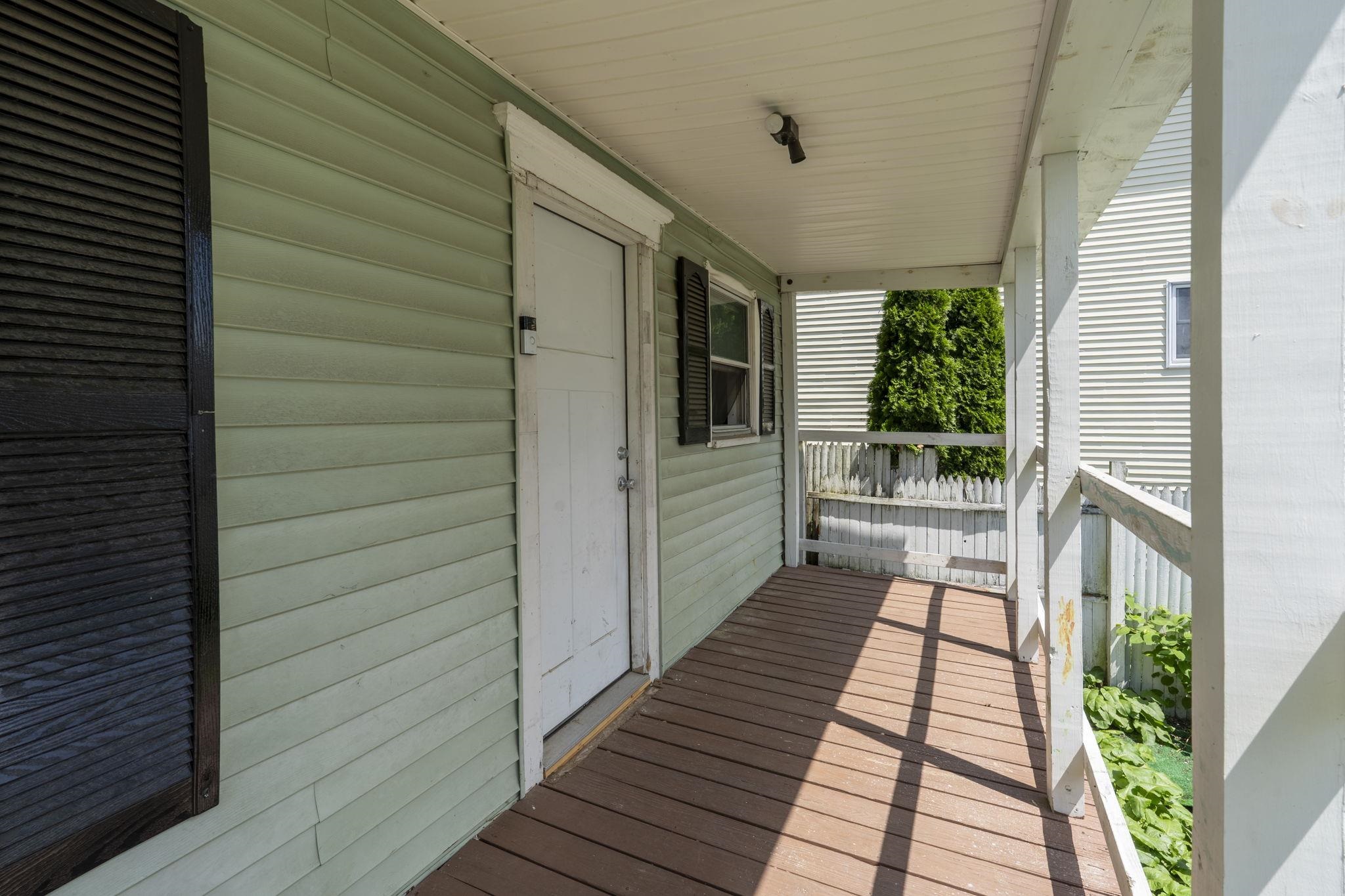 571 Amherst Street Property Photo 22