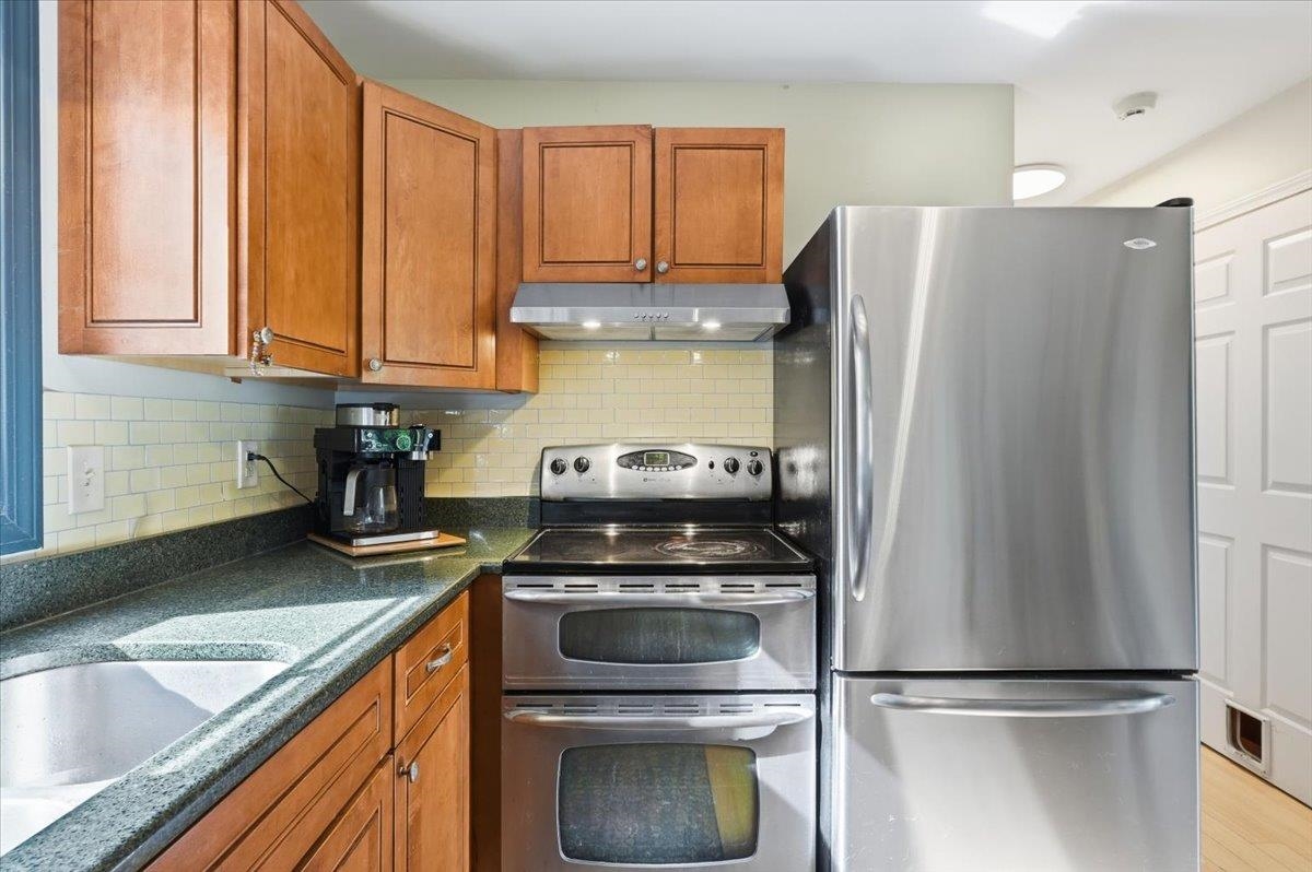3477 Stage Road Property Photo 7
