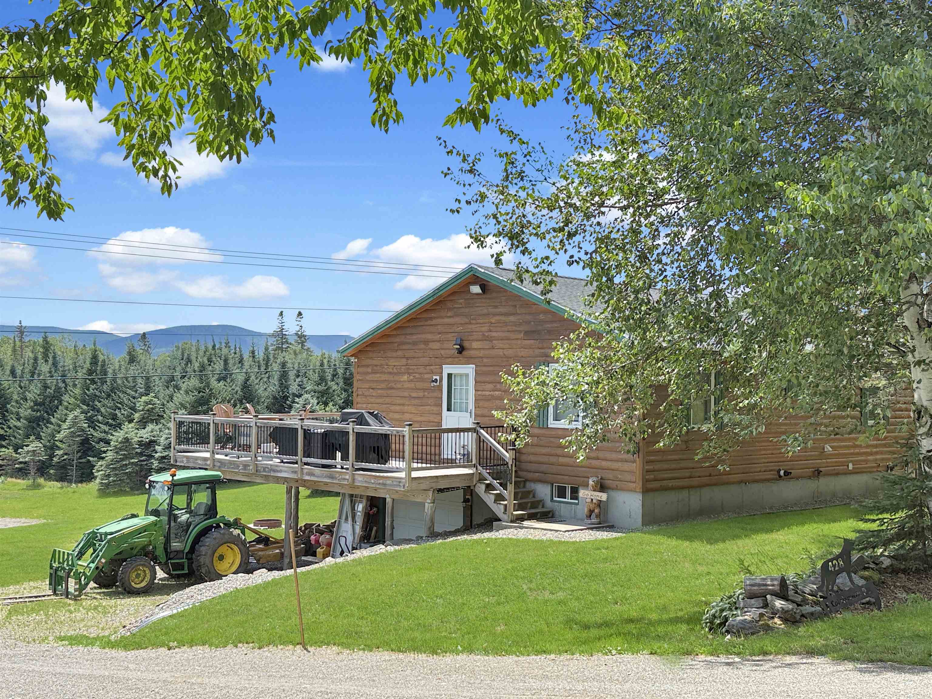 428 E Colebrook Road Property Photo 1