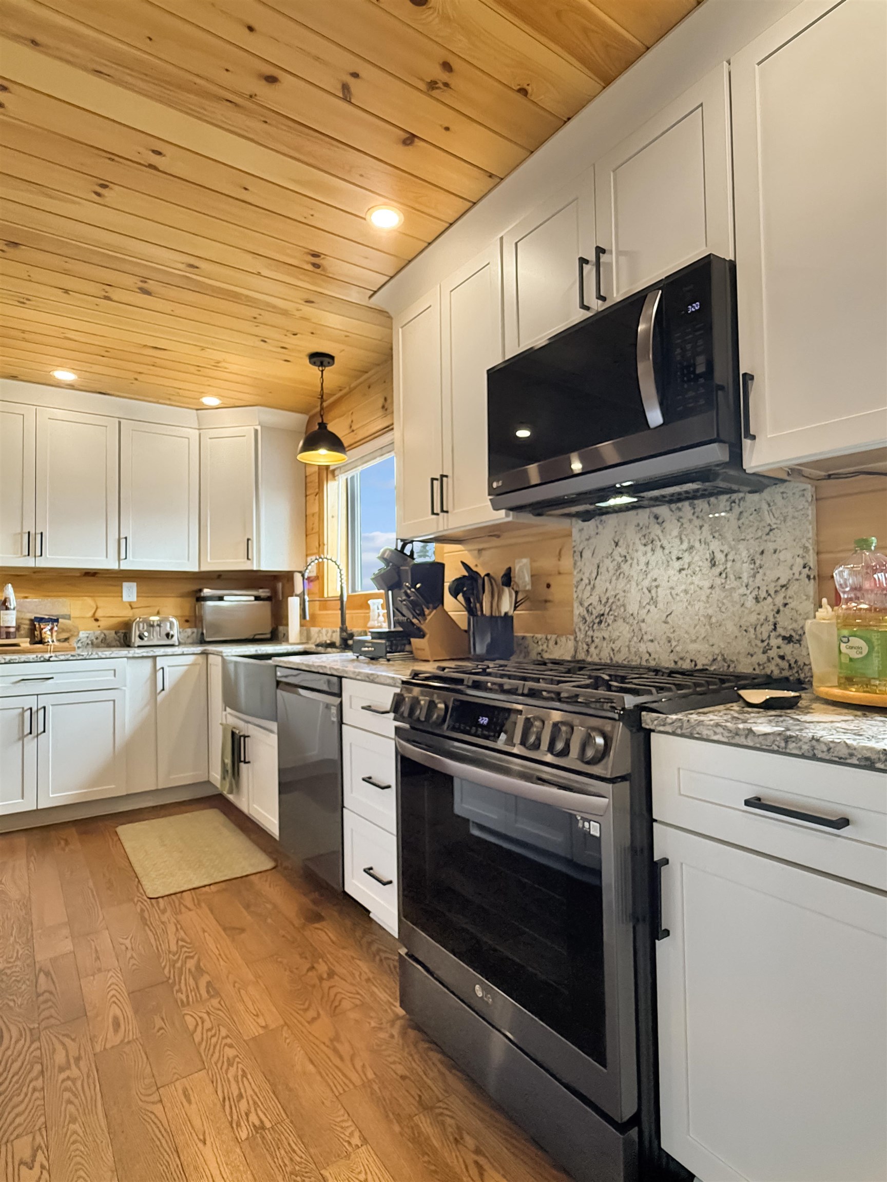 428 E Colebrook Road Property Photo 13