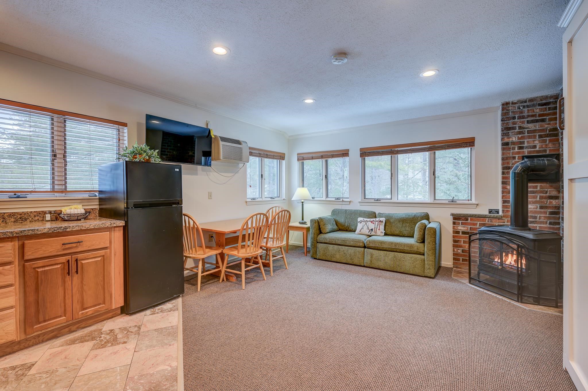 8t River Run Drive Property Photo 7