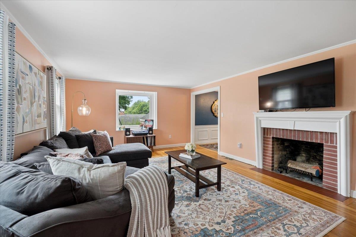 23 Woodwells Garrison Road Property Photo 5