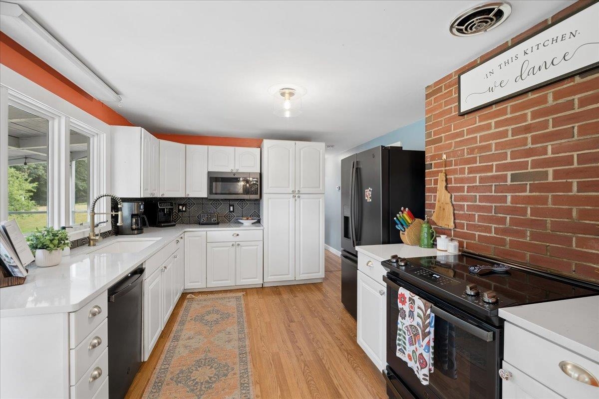 23 Woodwells Garrison Road Property Photo 12