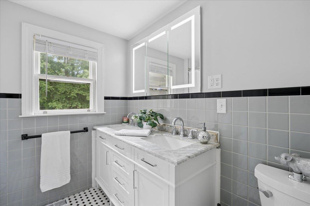 23 Woodwells Garrison Road Property Photo 27