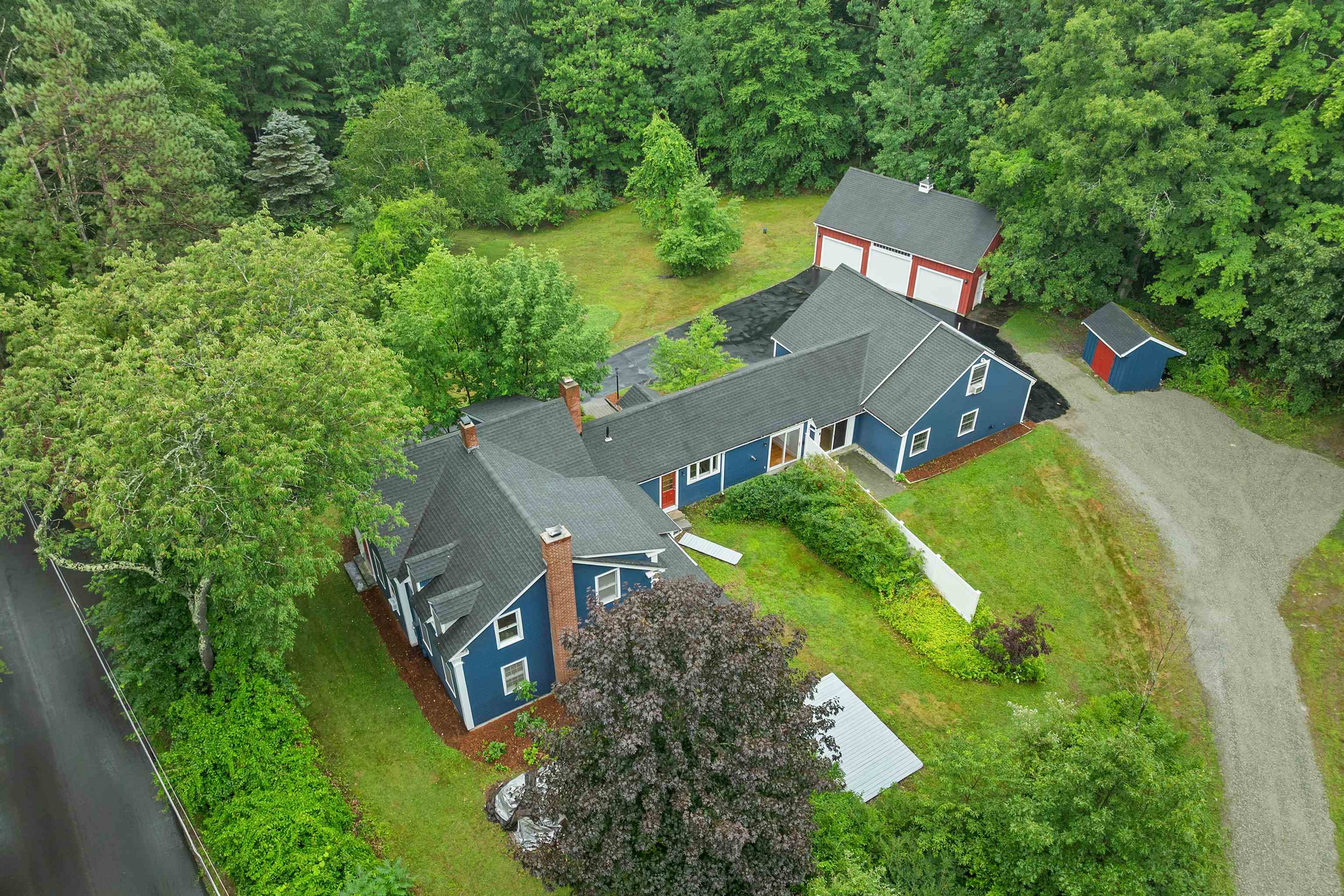 26 Old Mont Vernon Road Property Photo 2