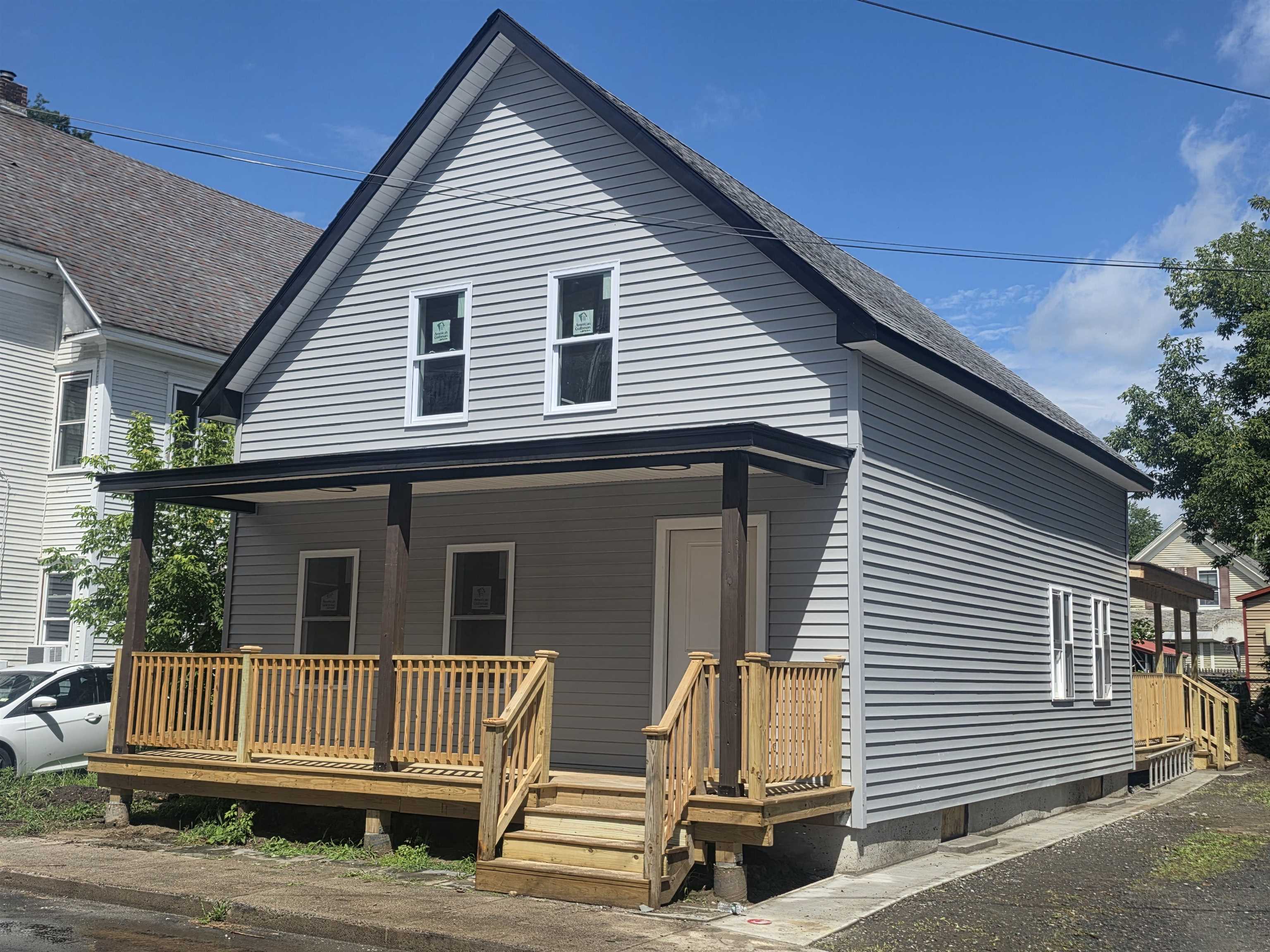 7 Underhill Avenue Property Photo 1