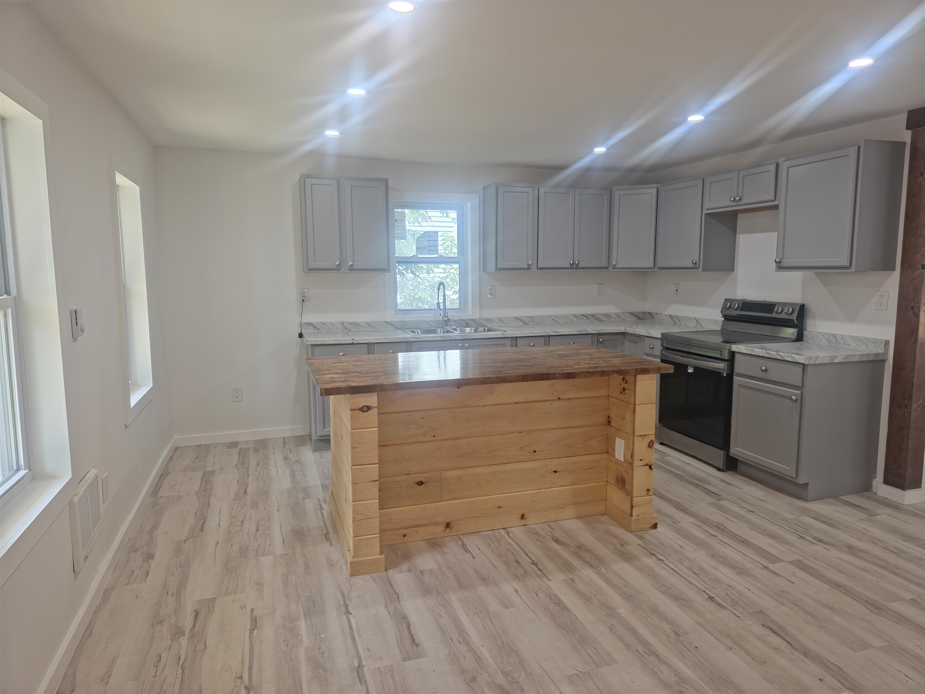 7 Underhill Avenue Property Photo 5