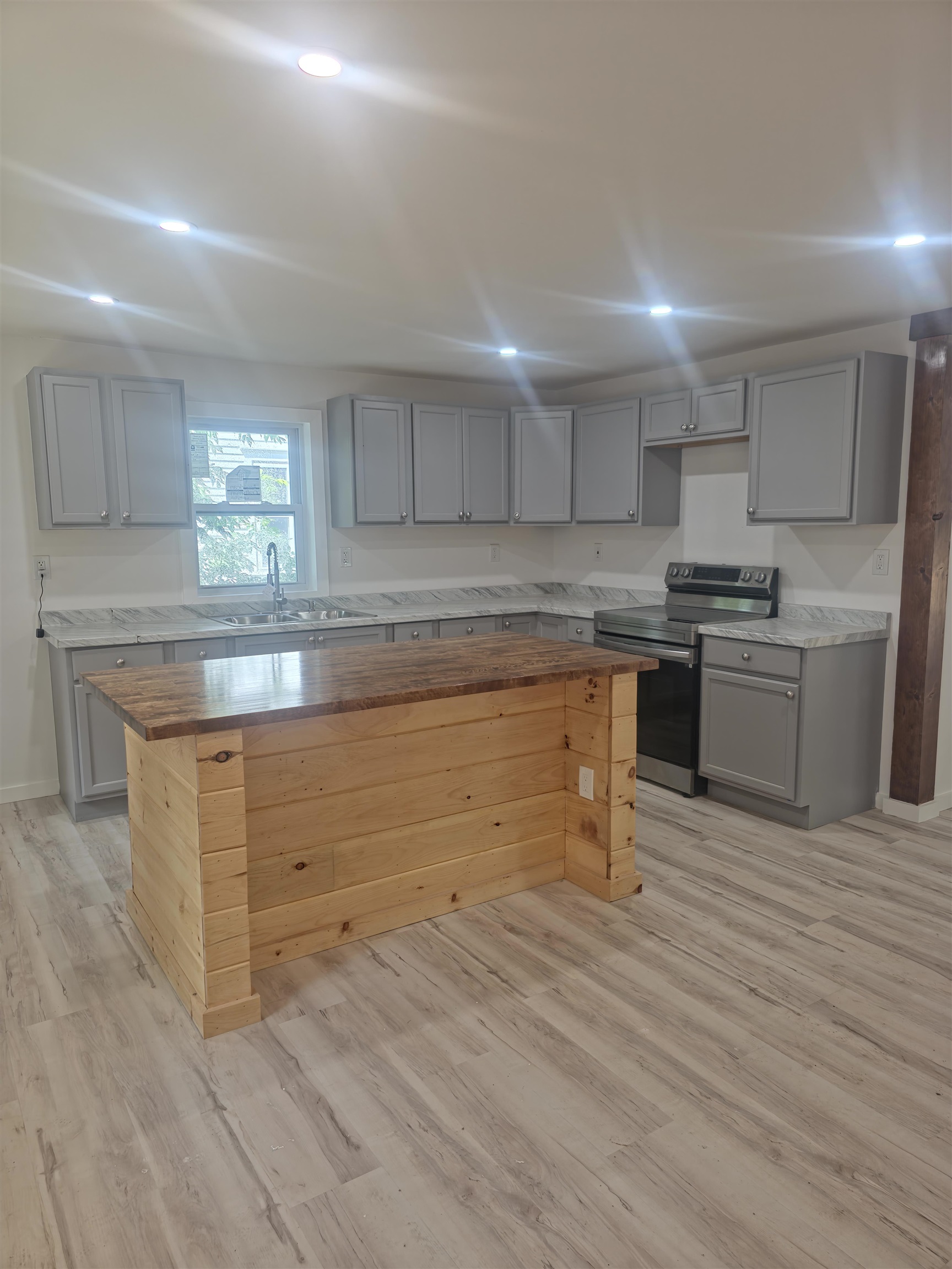 7 Underhill Avenue Property Photo 6