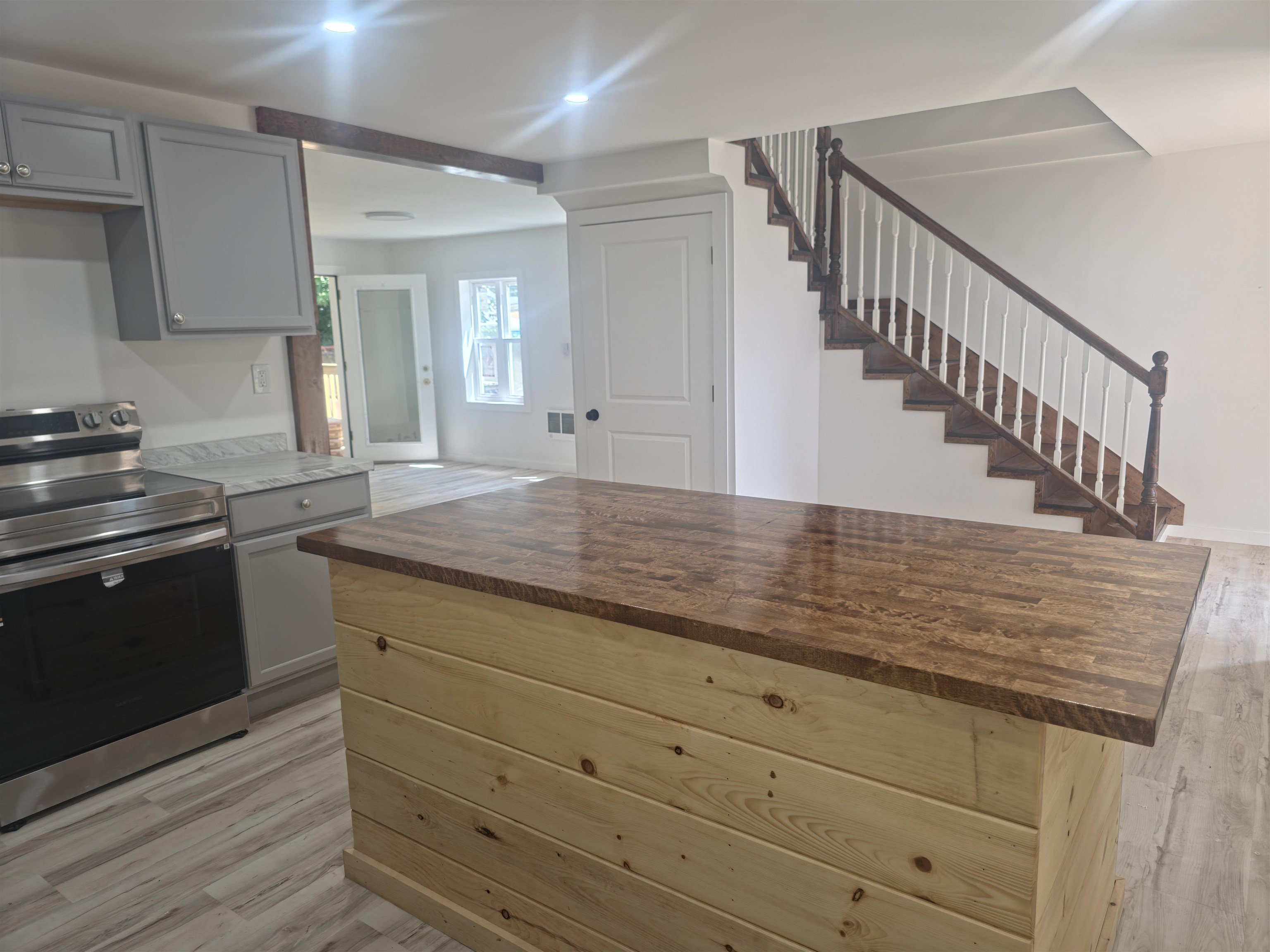 7 Underhill Avenue Property Photo 8