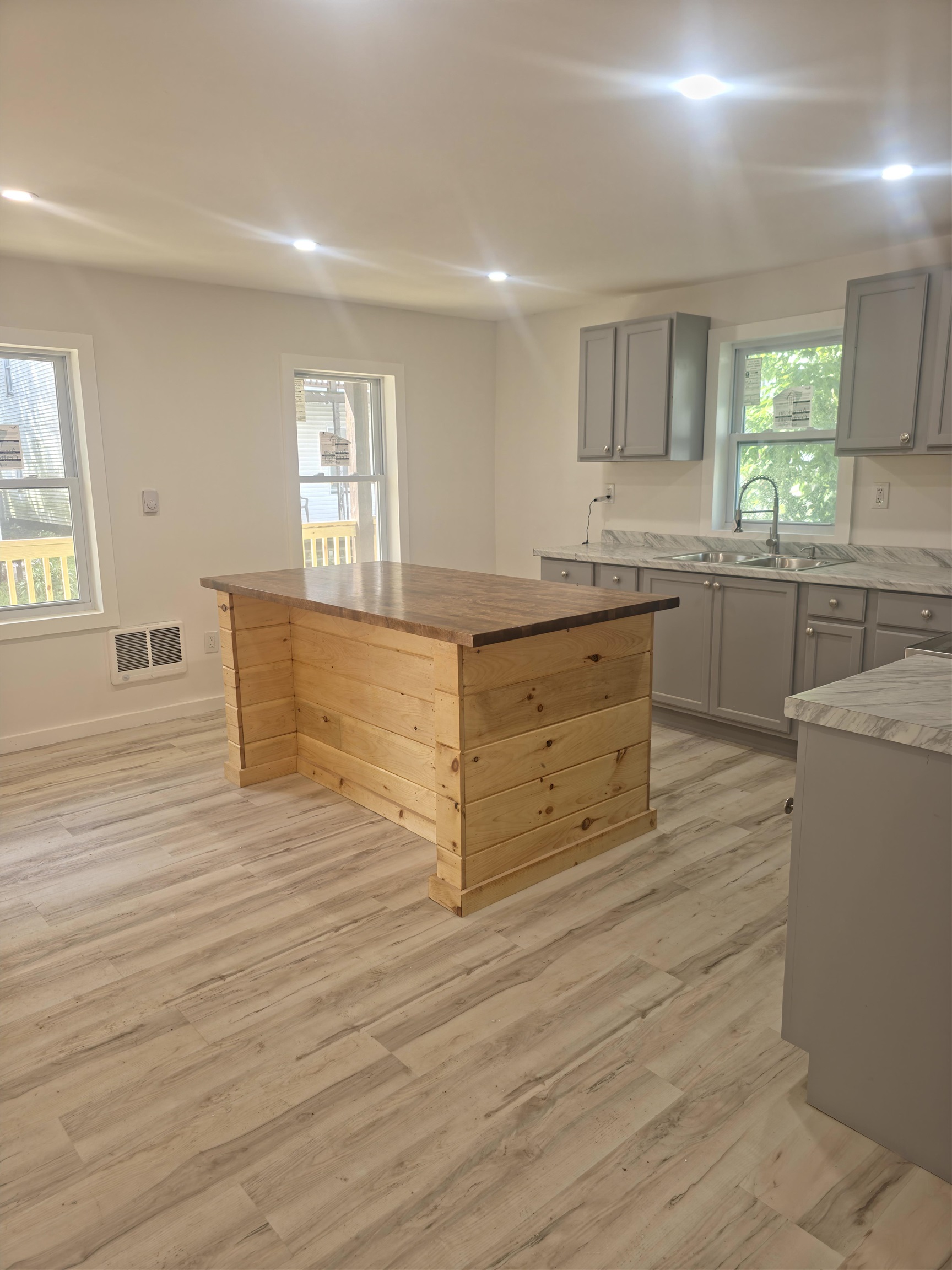 7 Underhill Avenue Property Photo 9