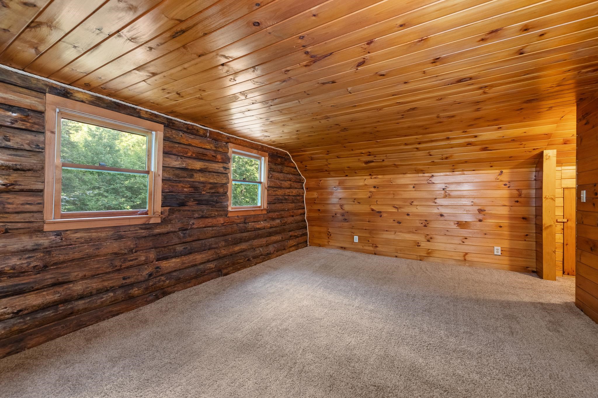 47 E Currier Hill Road Property Photo 32