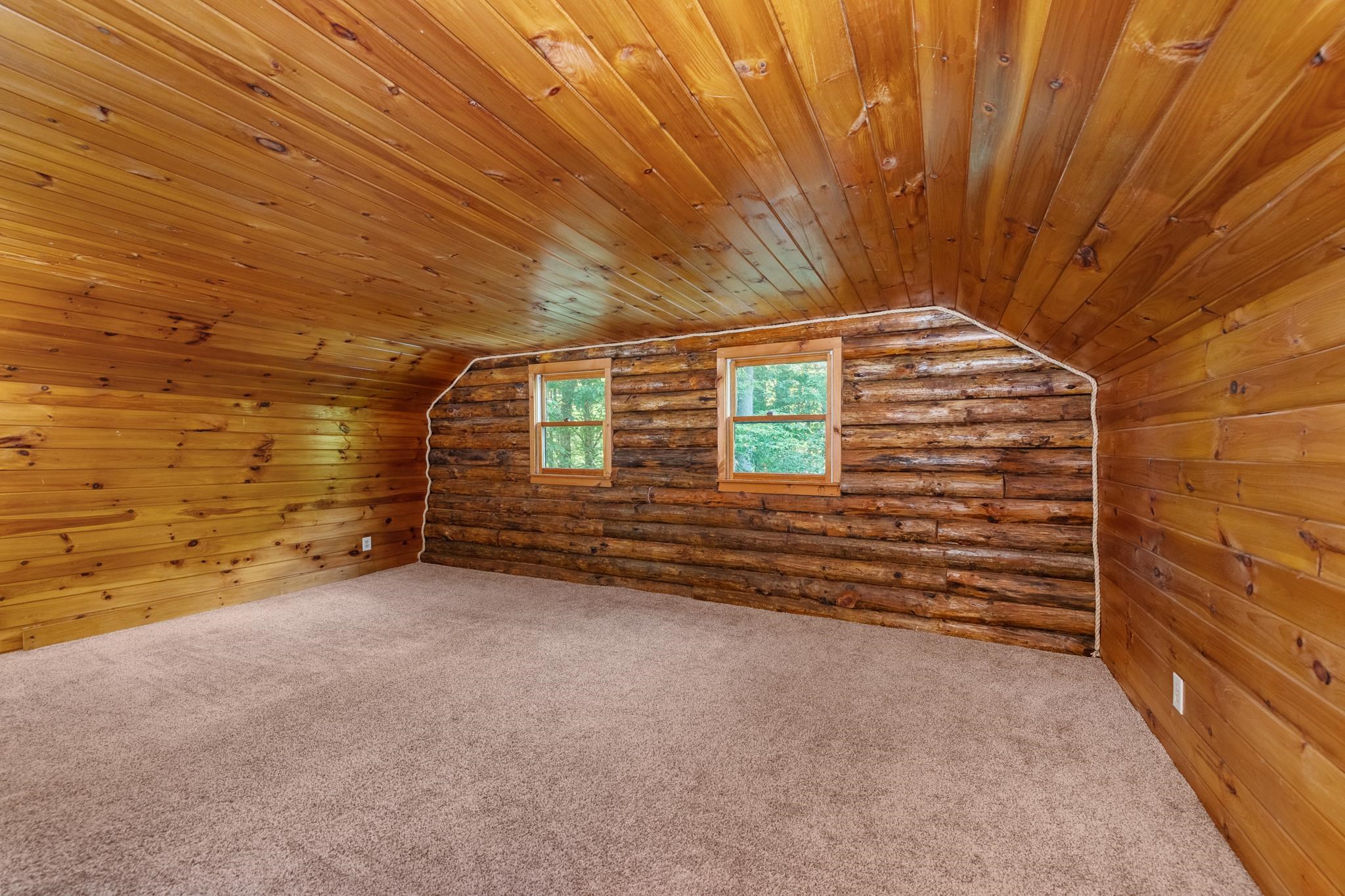 47 E Currier Hill Road Property Photo 34