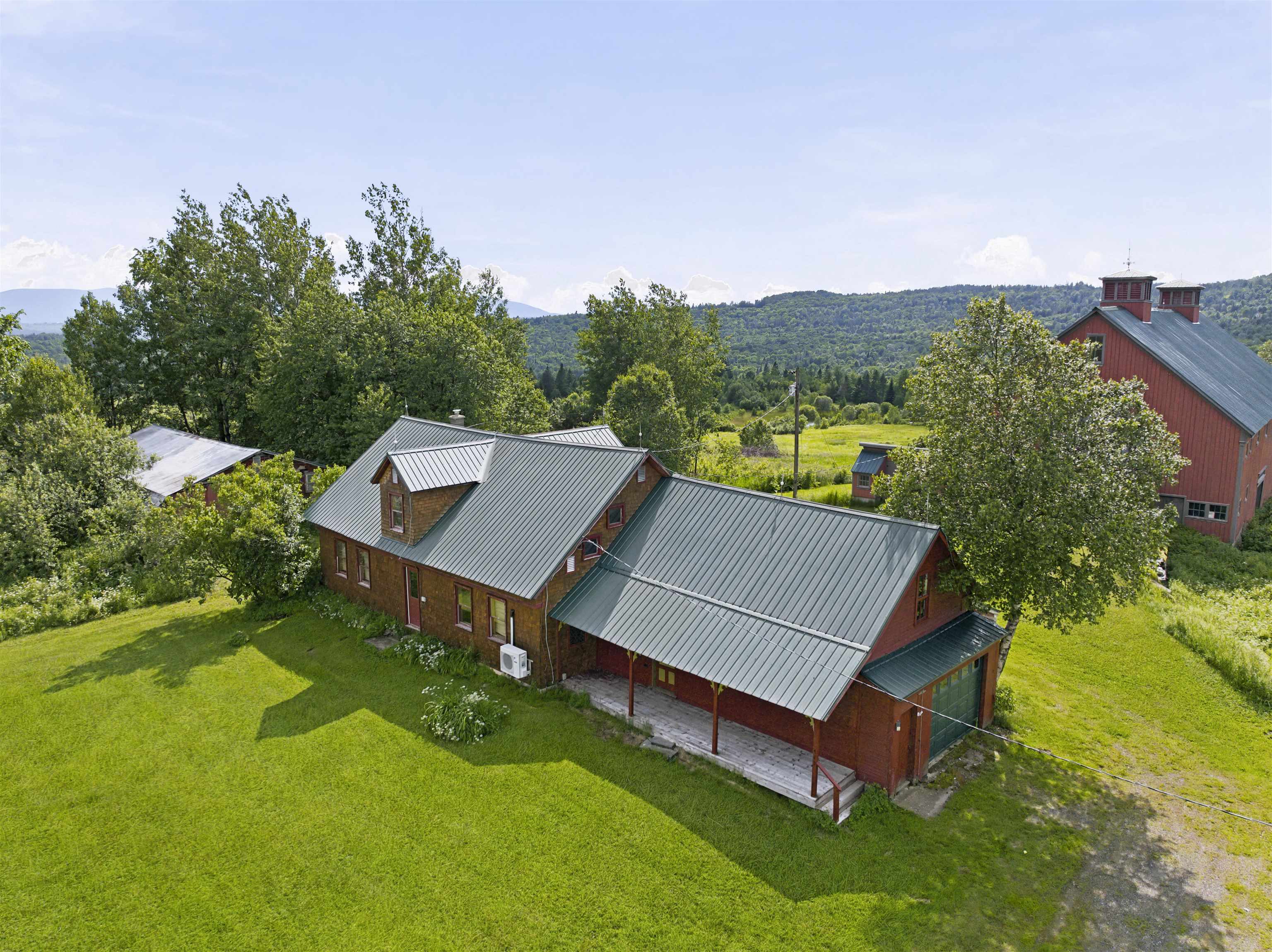 543 Bear Rock Road Property Photo 13