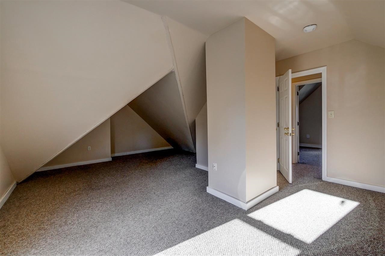 11 Taylor Street Property Photo 20