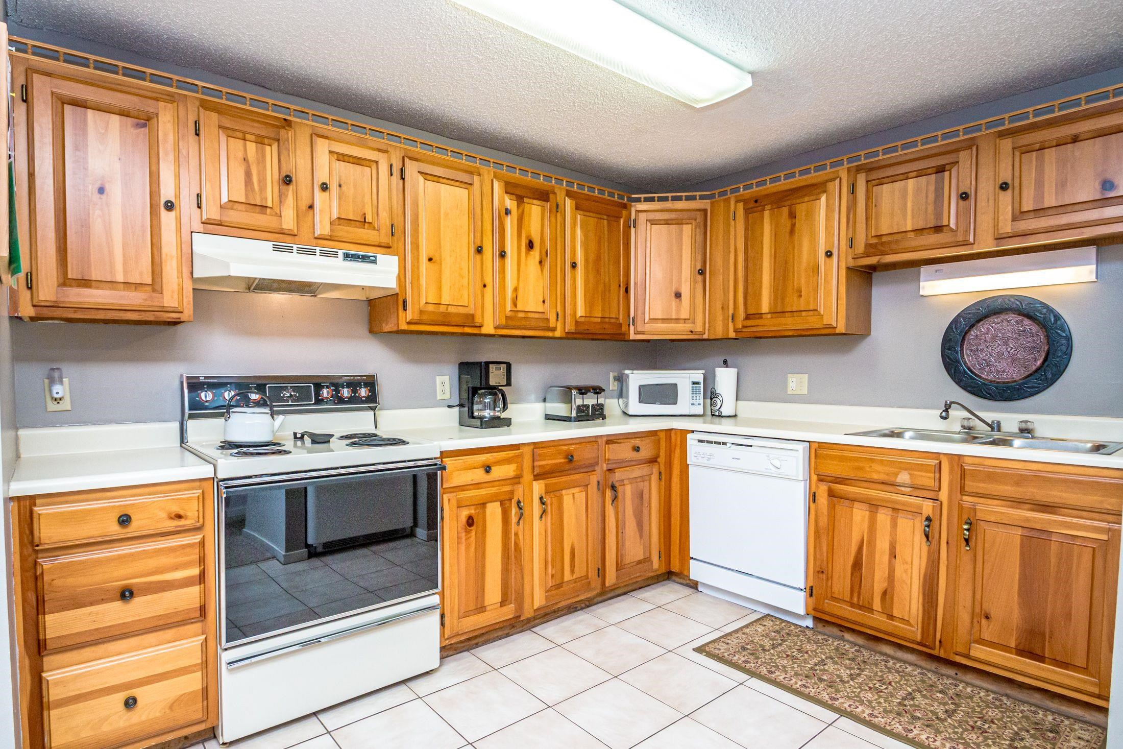 9a Seasons At Attitash Road Property Photo 2