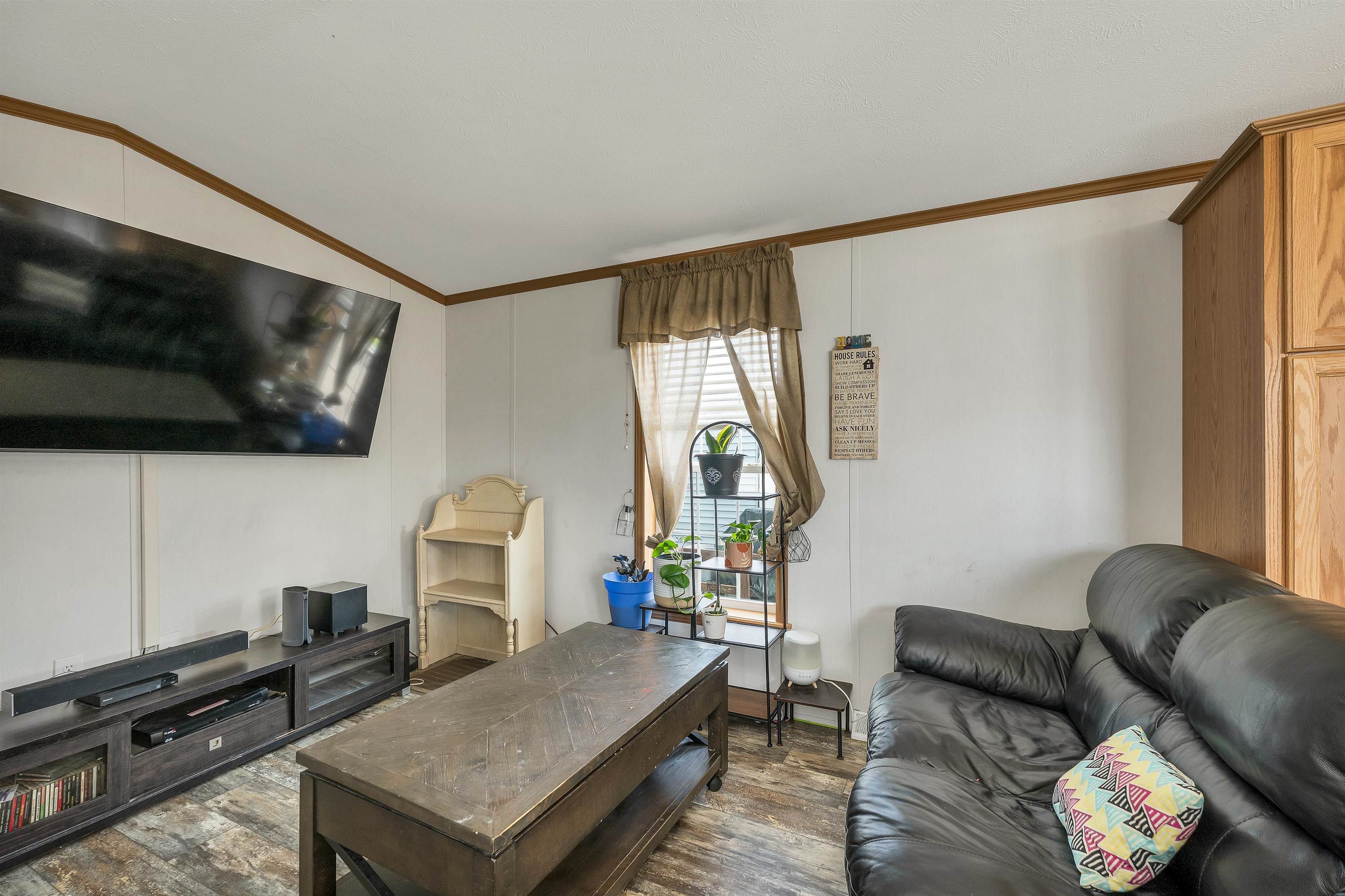 19 Brookwood Drive Property Photo 10