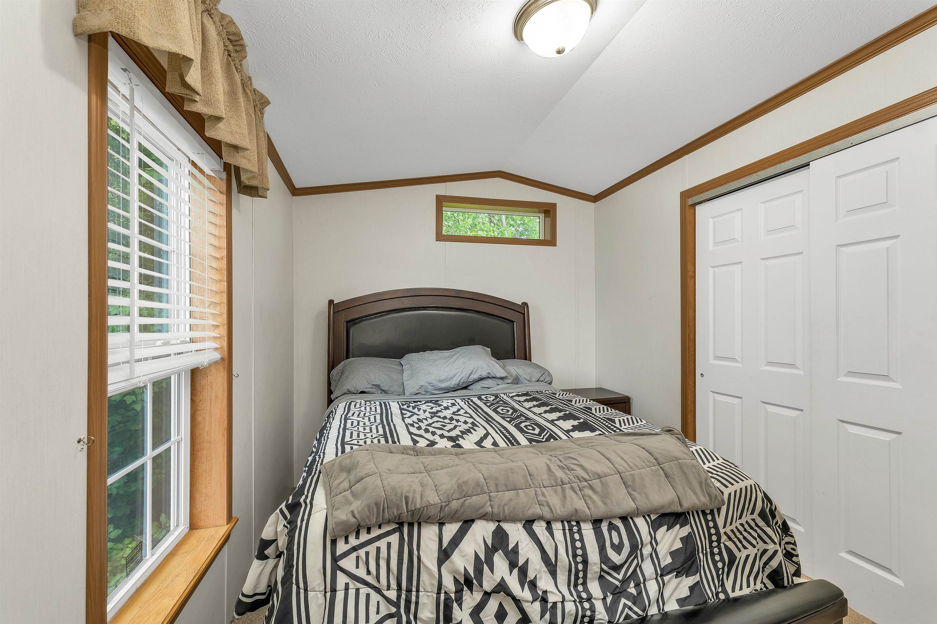 19 Brookwood Drive Property Photo 12