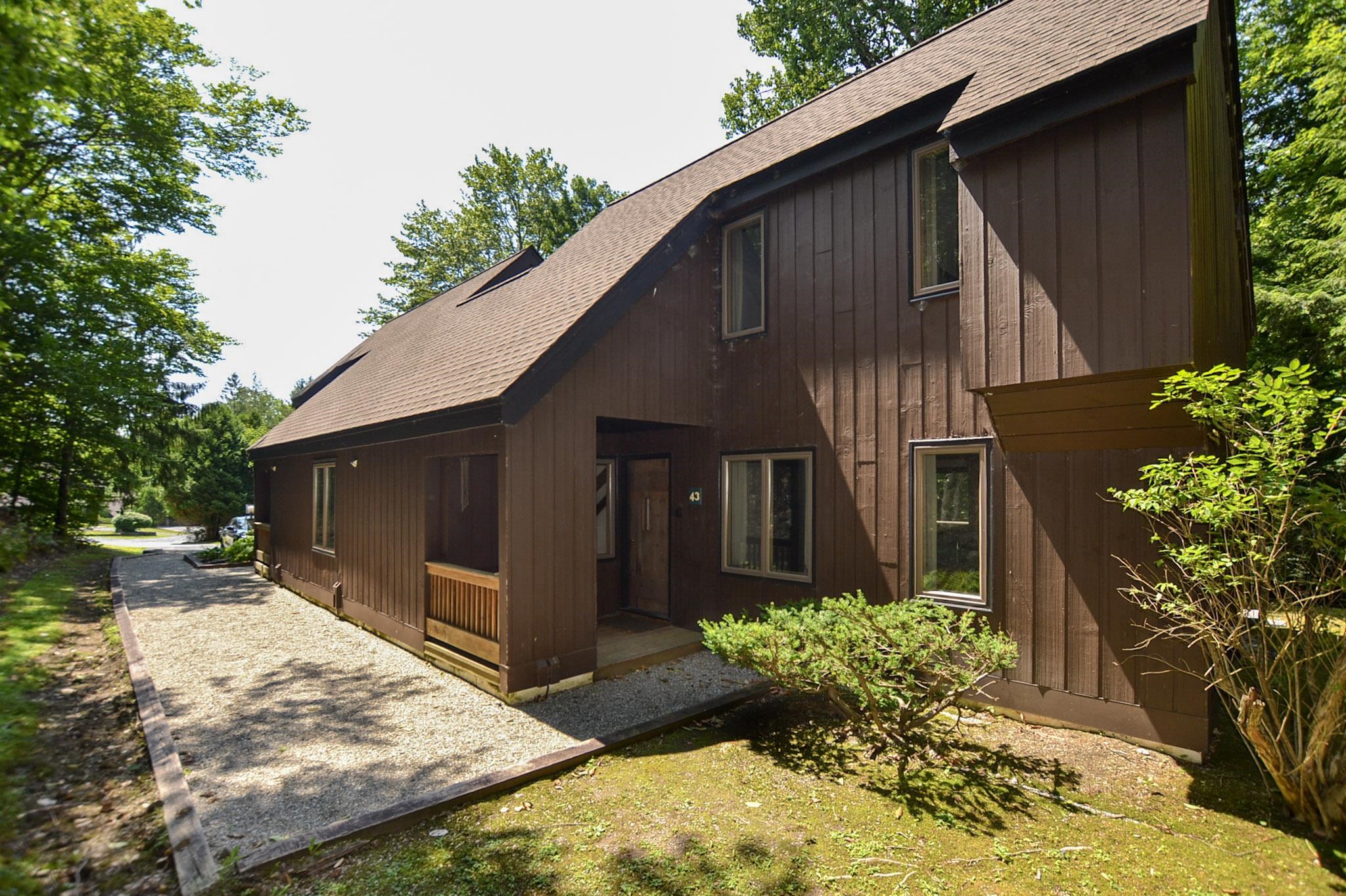 4643 Battleground Road Property Photo 1