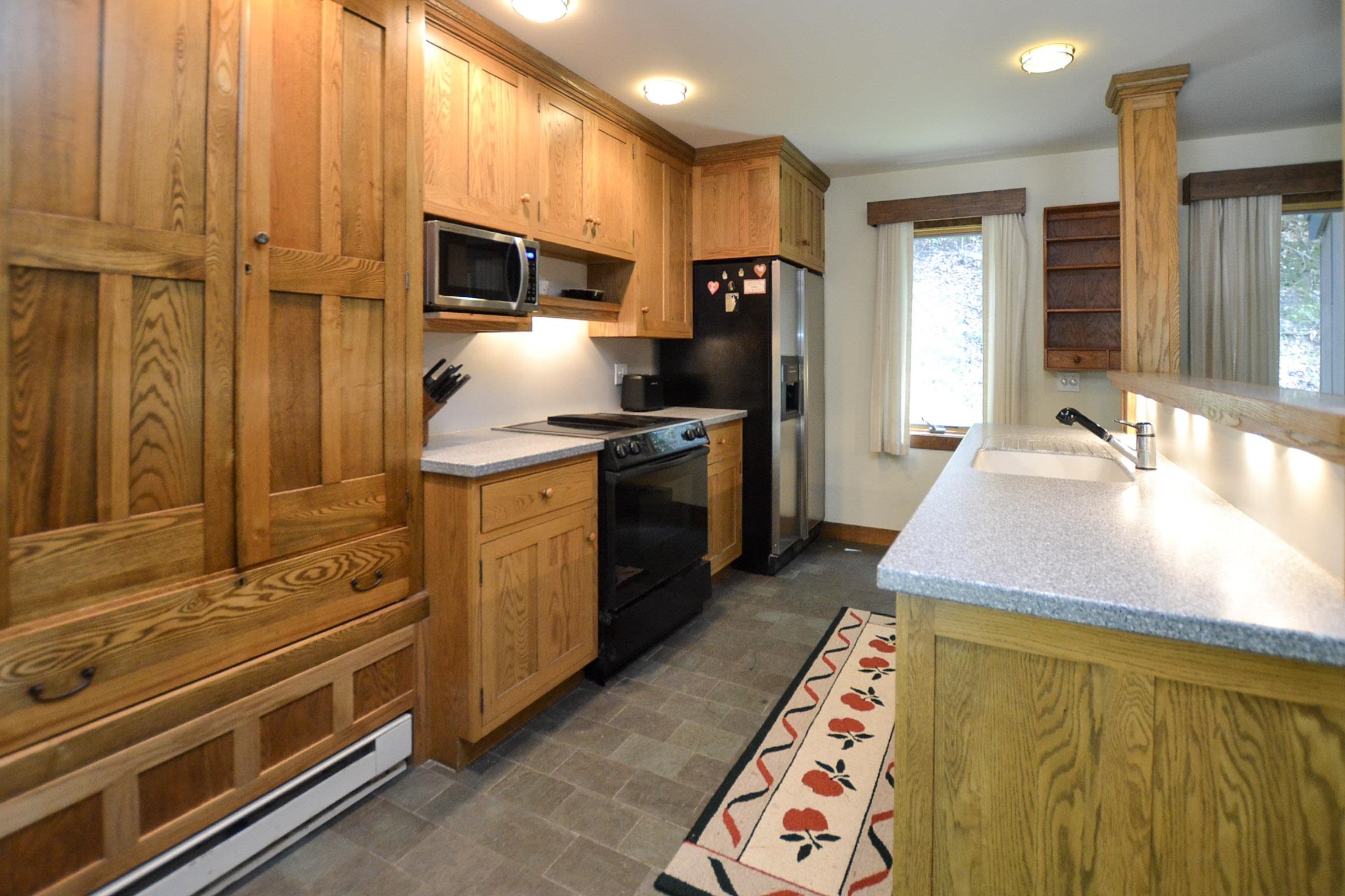 4643 Battleground Road Property Photo 8