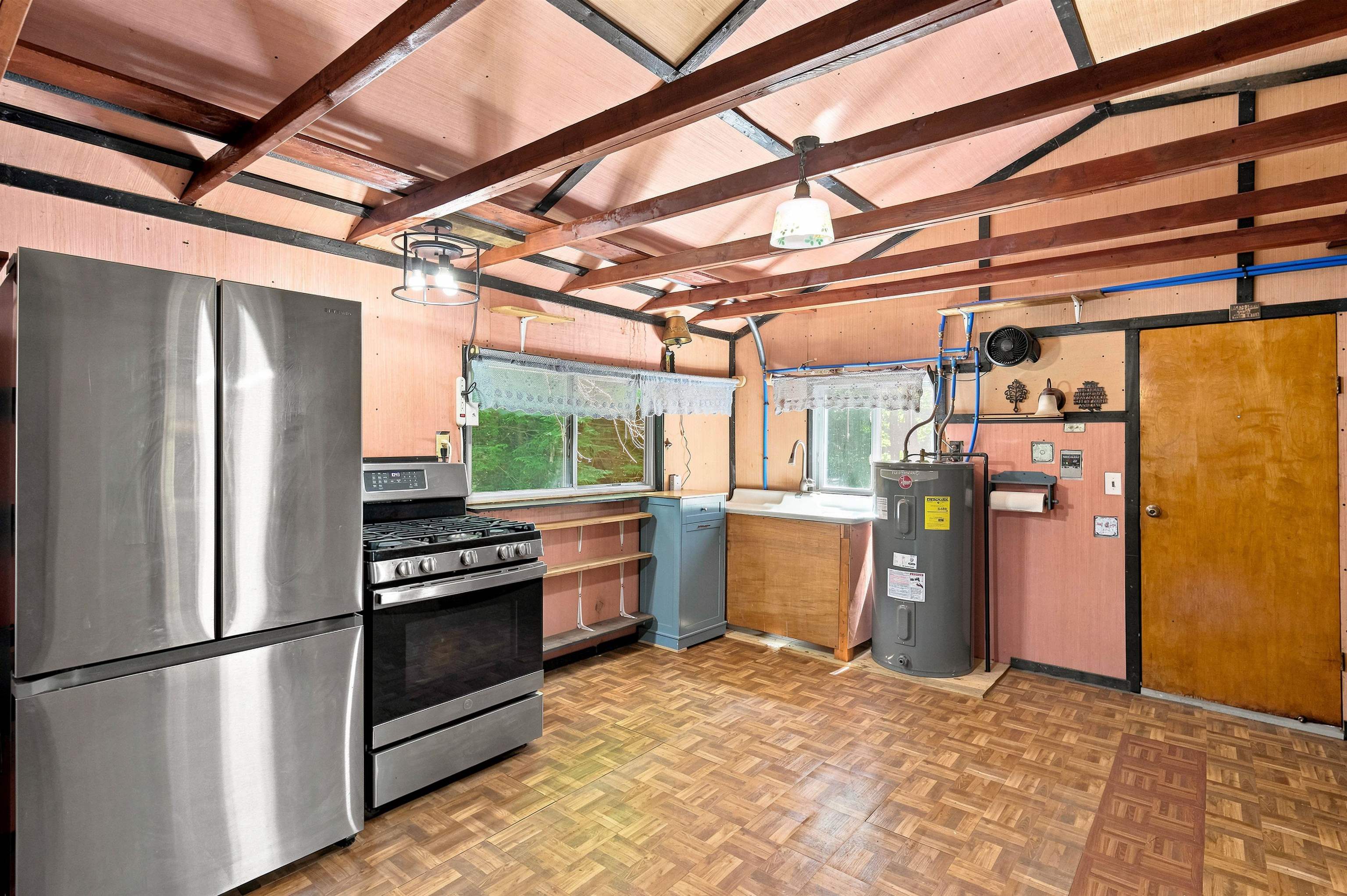 9 Berry Road Property Photo 5