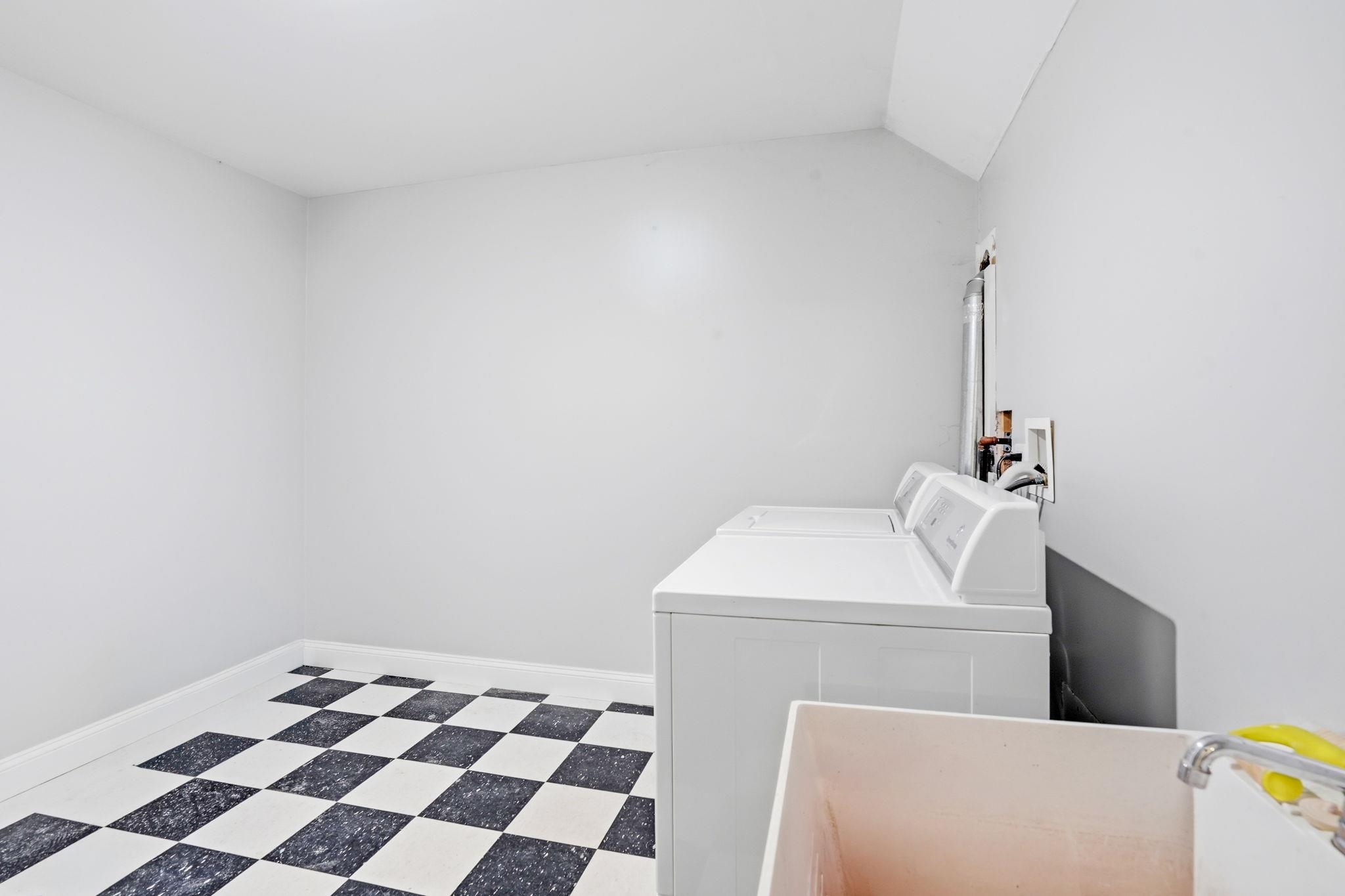 2 Fairview Drive Property Photo 31