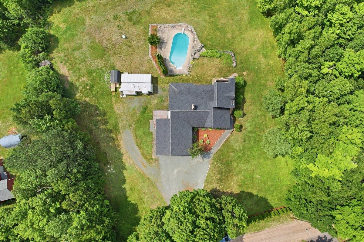 86 Raycrest Drive Property Photo 53