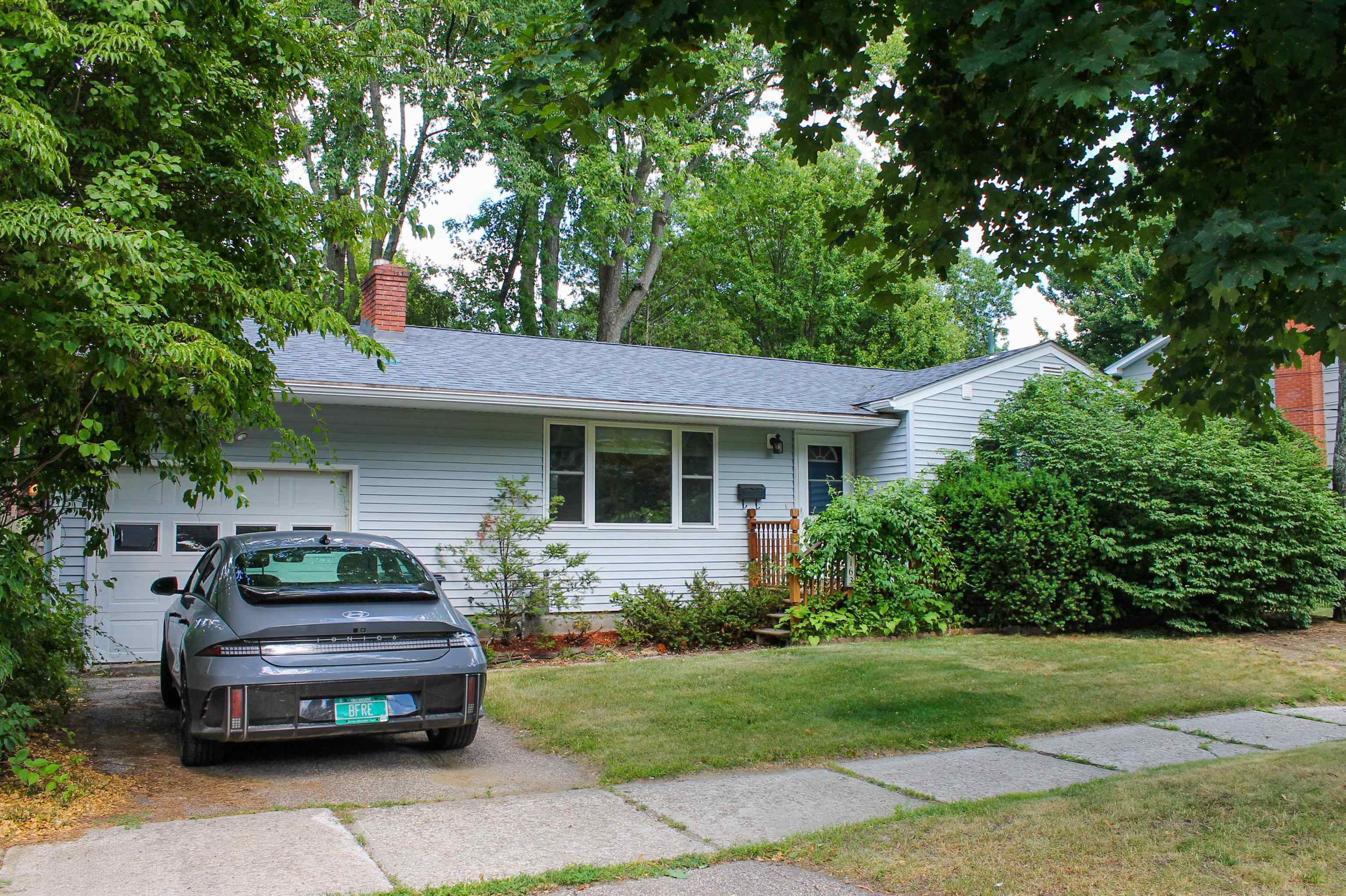 163 Pleasant Avenue Property Photo 1