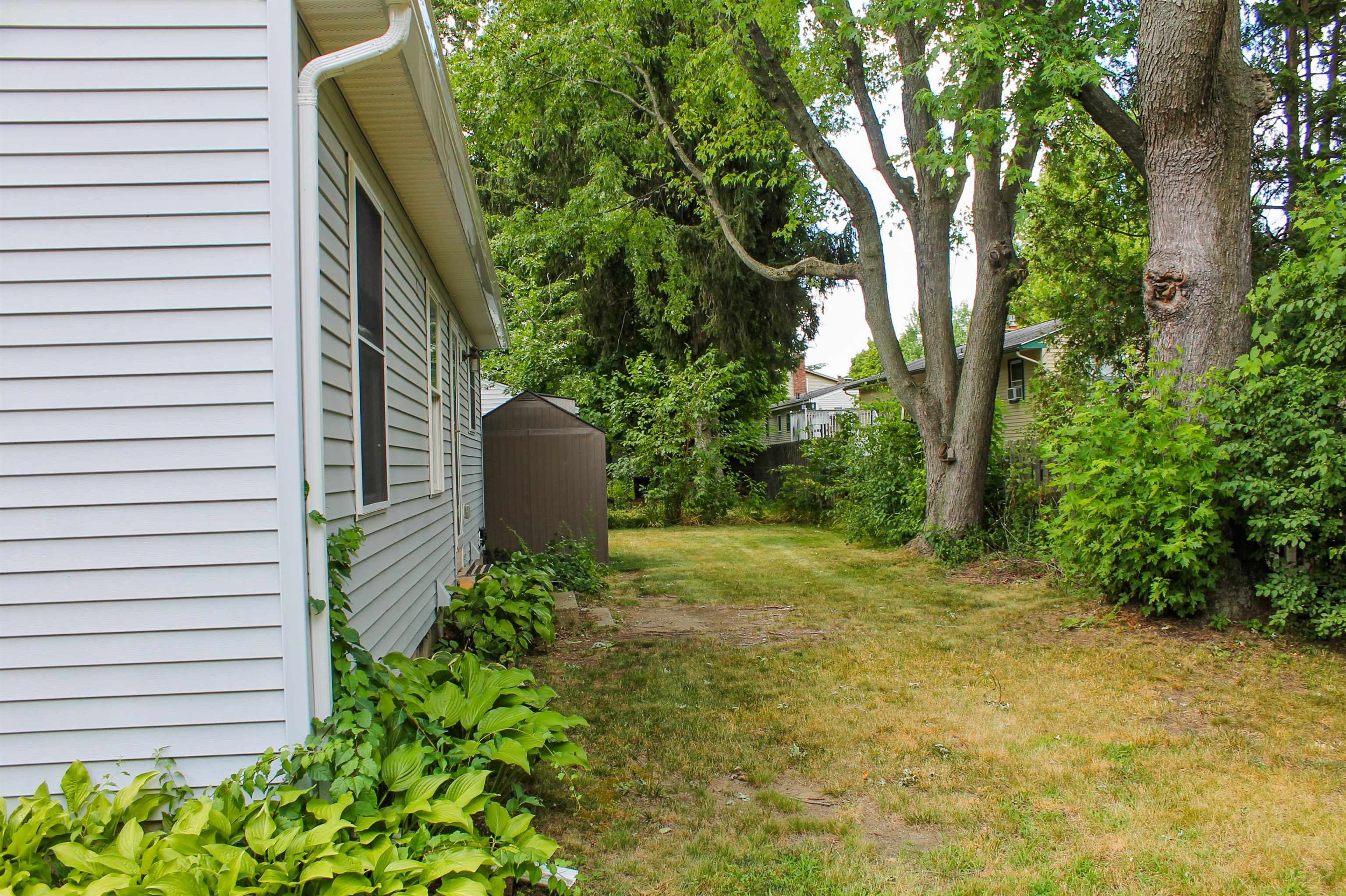 163 Pleasant Avenue Property Photo 4
