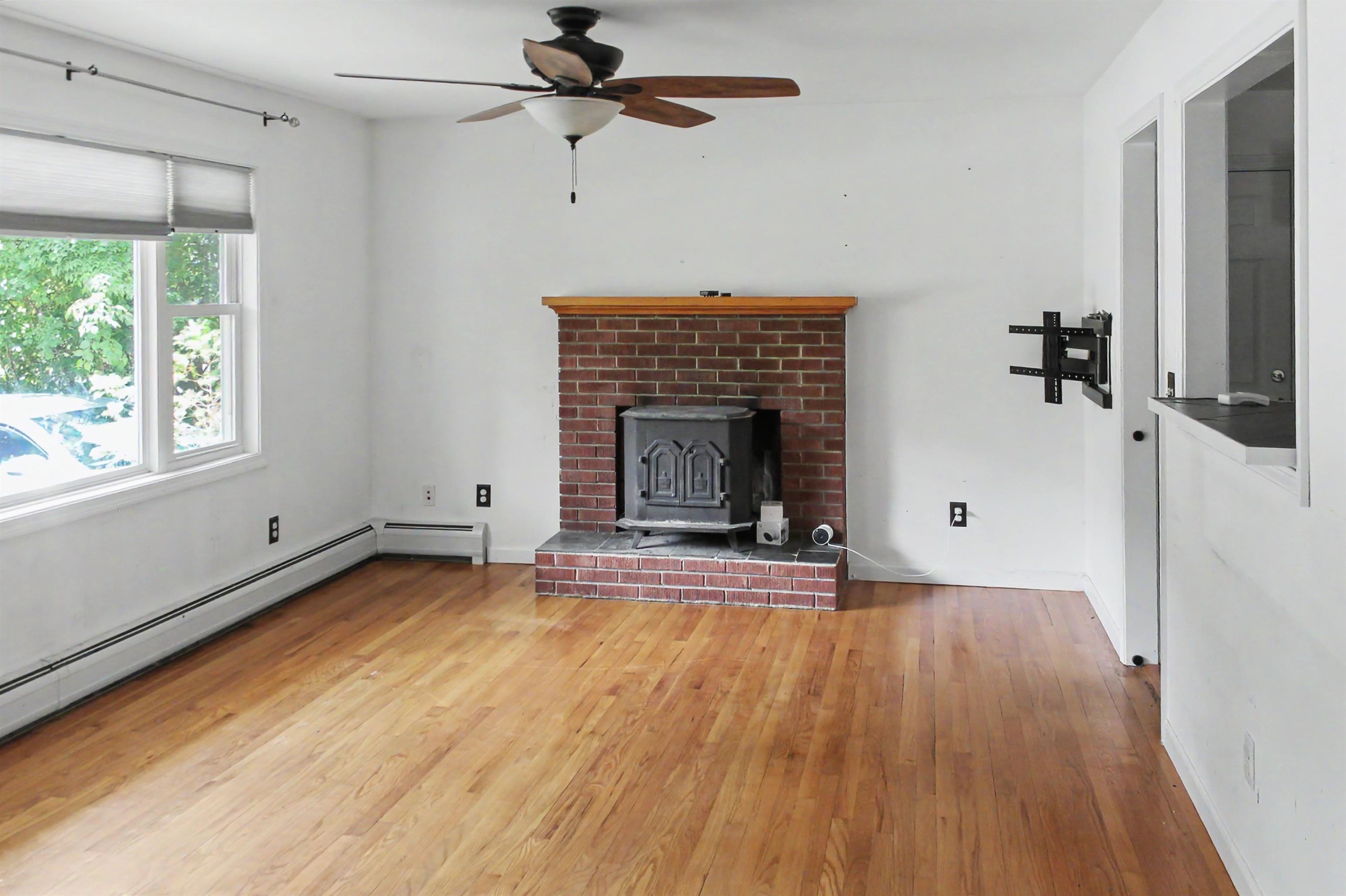 163 Pleasant Avenue Property Photo 8