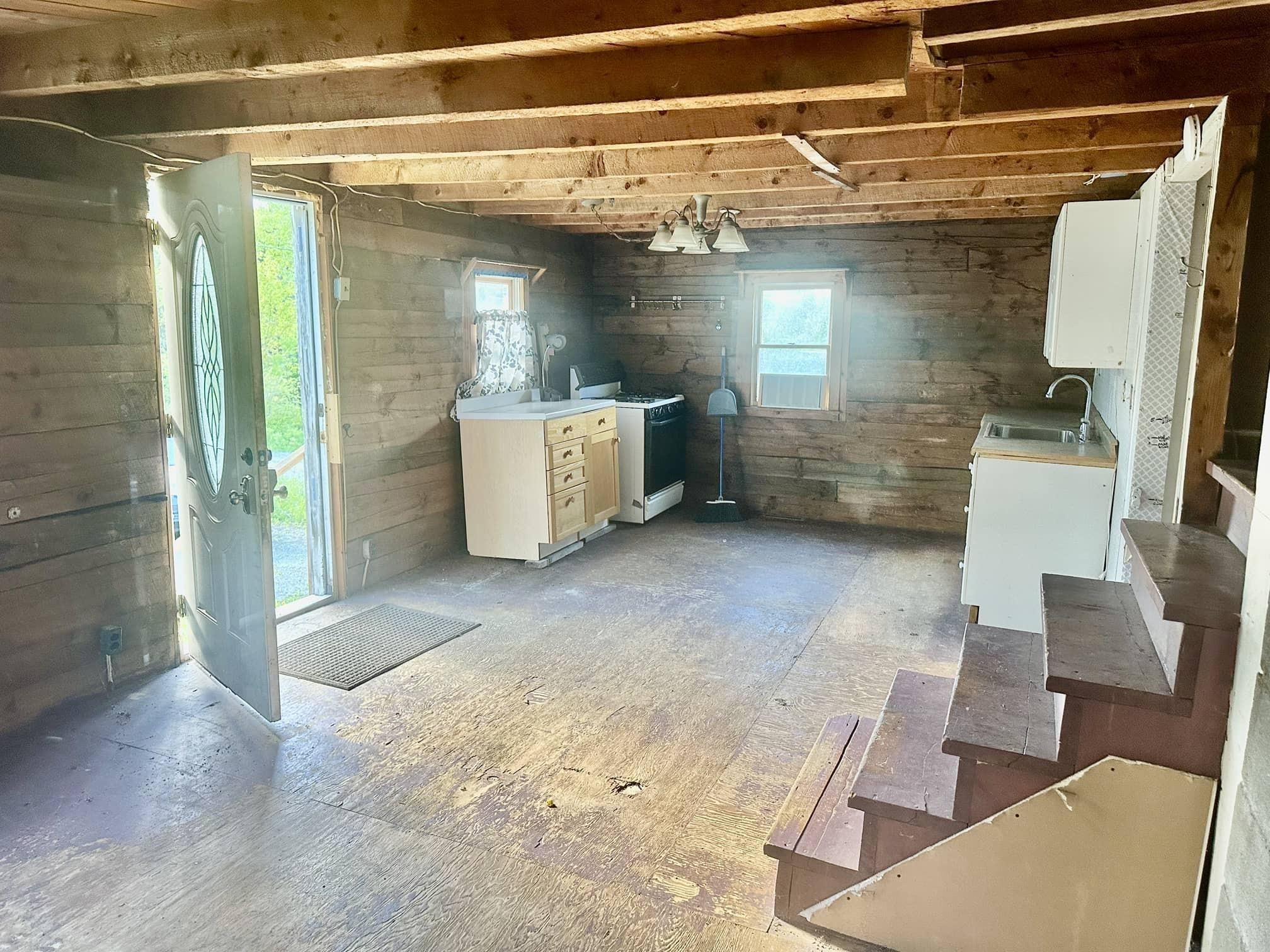 3342 East Hill Road Property Photo 7