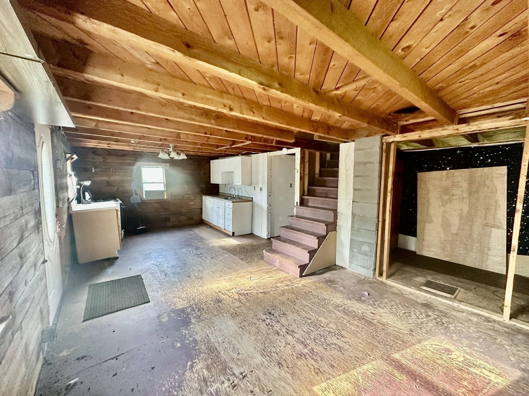 3342 East Hill Road Property Photo 8